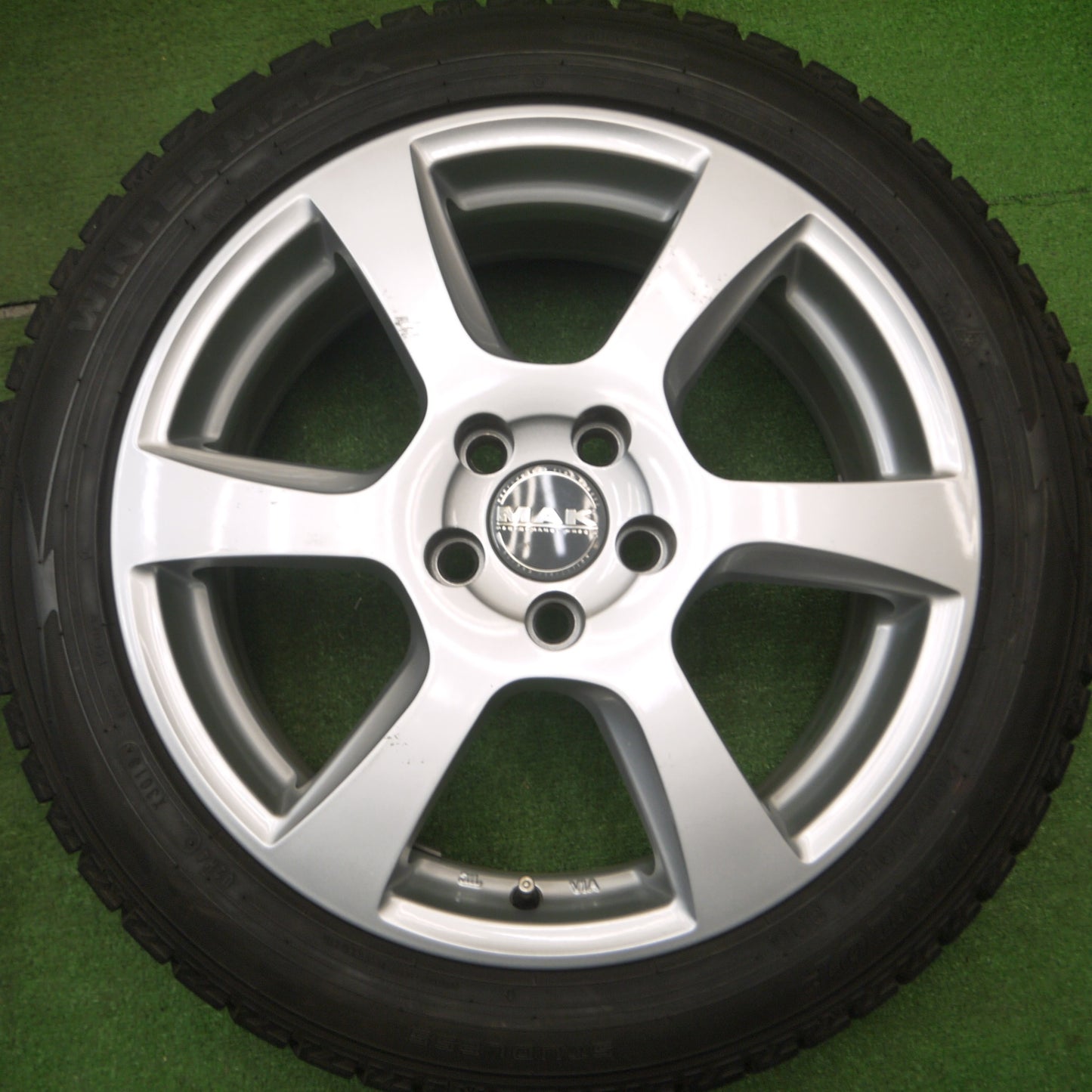 [送料無料] バリ溝！9.5分★ボルボ 等 MAK VINCI 205/50R17 スタッドレス ダンロップ ウインターマックス WM02 17インチ PCD108/5H★4122511Hス
