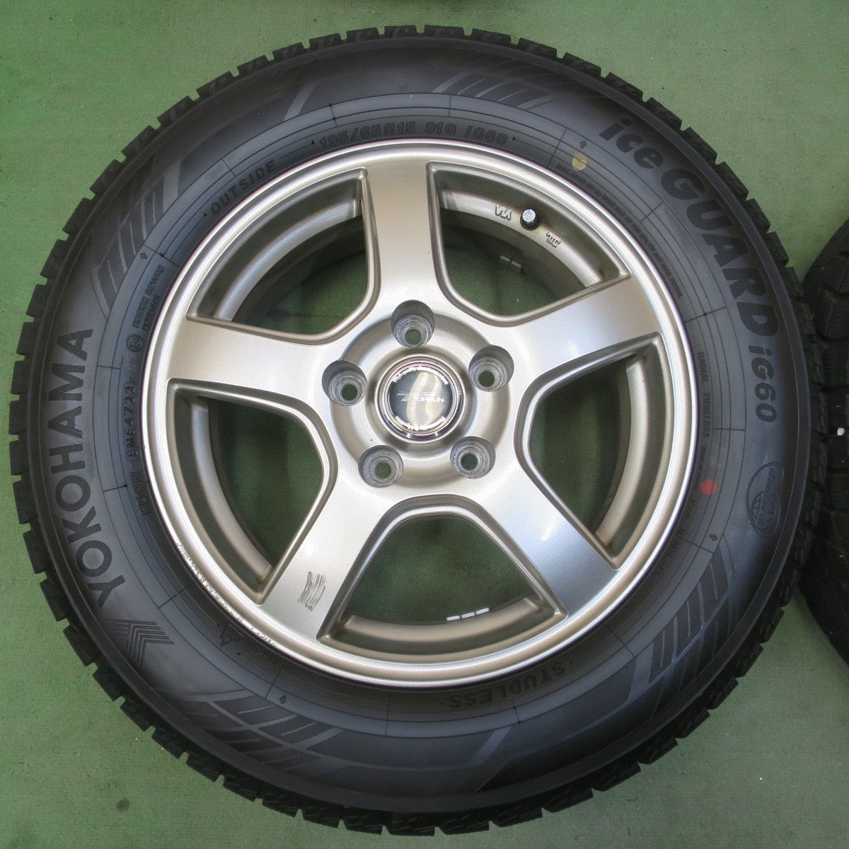 バリ溝！22年！9分◎スタッドレス 195/65R15 ヨコハマ アイスガード iG60 TOPRUN トップラン 15インチ PCD114.3/5H◎6082406イス