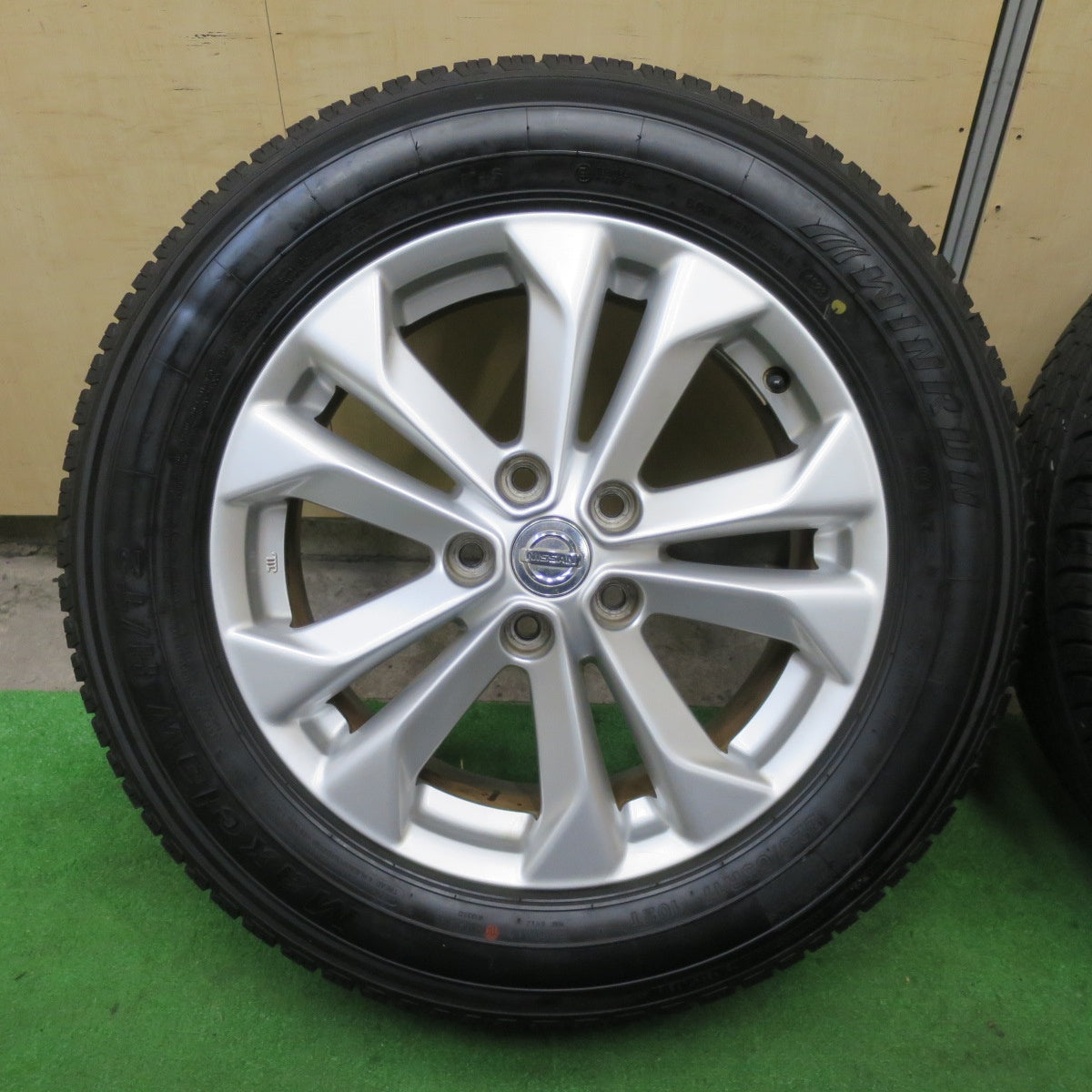 バリ溝！23年！キレイ！9.5分★日産 T32 エクストレイル 純正 225/65R17 ウィンラン Maxclaw H/T2 17インチ PCD114.3/5H★5100101TTノ
