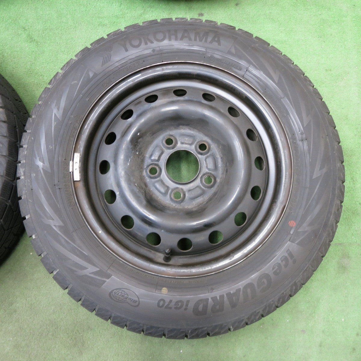 バリ溝！22年！9.5分★スタッドレス 195/65R15 ヨコハマ アイスガード iG70 スチール ホイール 15インチ PCD114.3/5H★6012601ナス
