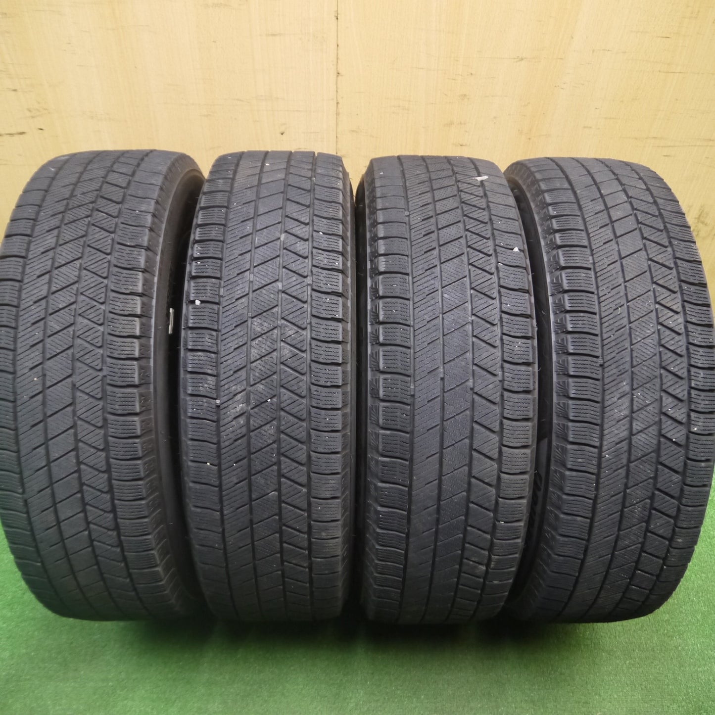[送料無料] キレイ！22年★スタッドレス 185/65R15 ブリヂストン ブリザック VRX3 SEIN ザイン 15インチ PCD100/4H★4121706Hス