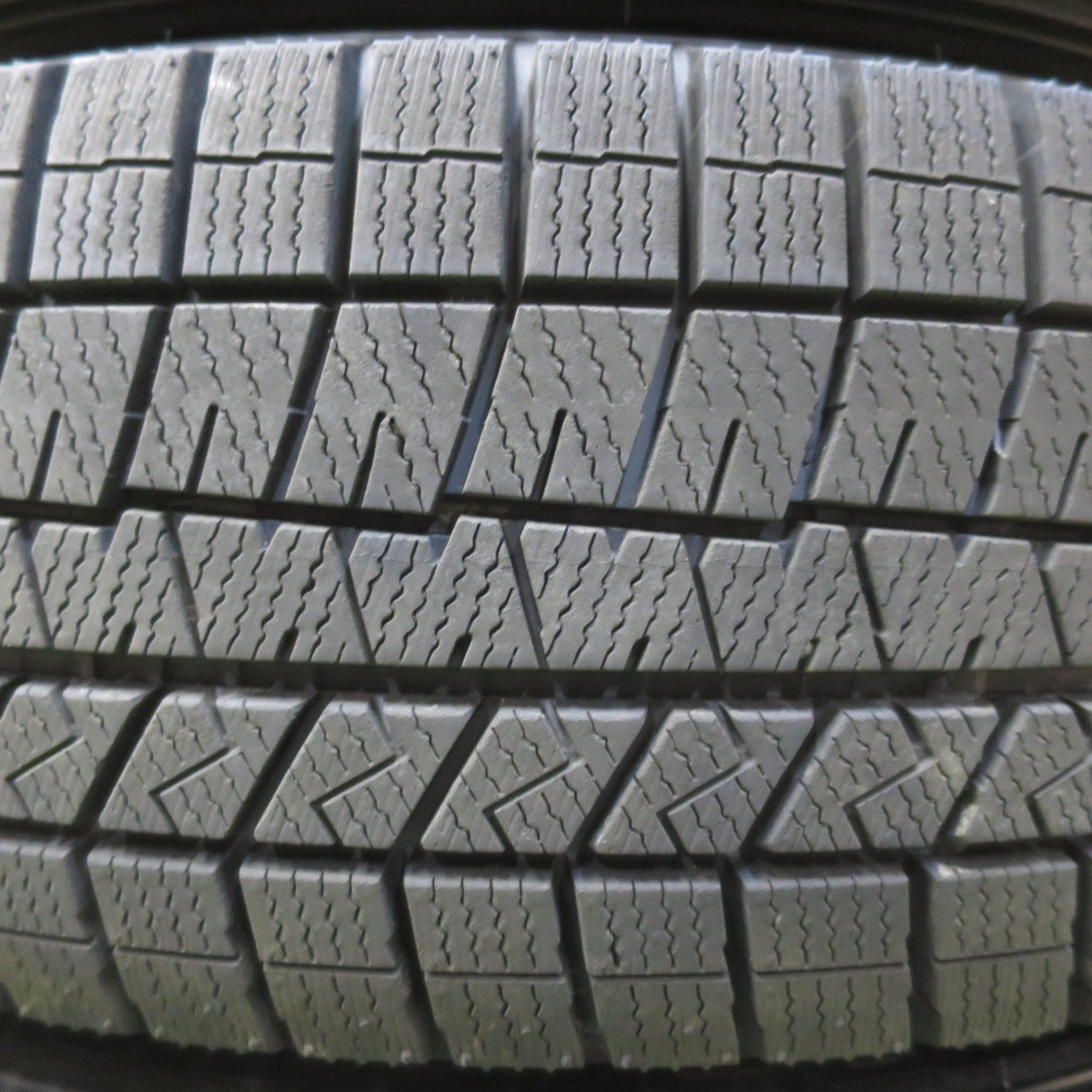 バリ溝！21年！キレイ！9.5分★スタッドレス 195/65R16 ダンロップ ウインターマックス 03 JOKER ジョーカー 16インチ PCD100/4H★5111412イス