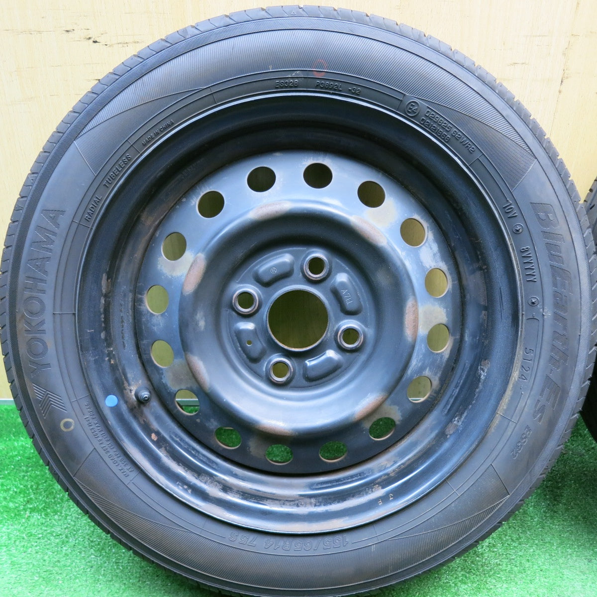 4本価格！24年★155/65R14 ヨコハマ BluEarth-ES ES32 スチール ホイール ブルーアース 14インチ PCD100/4H★6050302HAノ