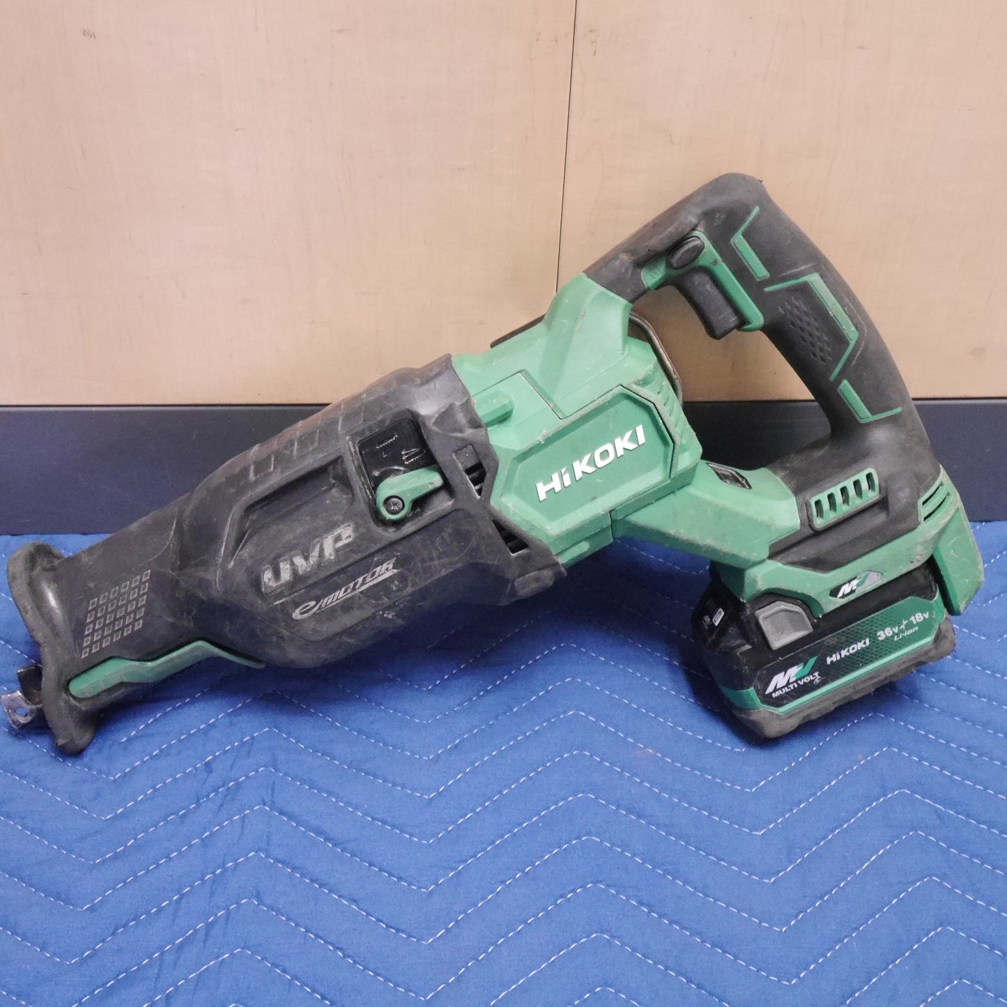 [送料無料] バッテリー3個☆HiKOKI ハイコーキ 130mm コードレス セーバーソー CR36DA 電動 工具 切断機 セーバソー レシプロソー 36V 充電式☆