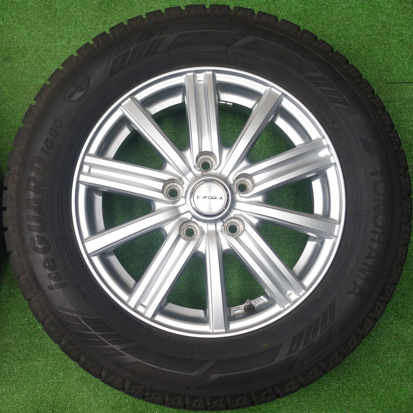 バリ溝！9分★スタッドレス 195/65R15 ヨコハマ アイスガード iG60 ESFORM 社外 アルミ 15インチ PCD114.3/5H★6021503KTス