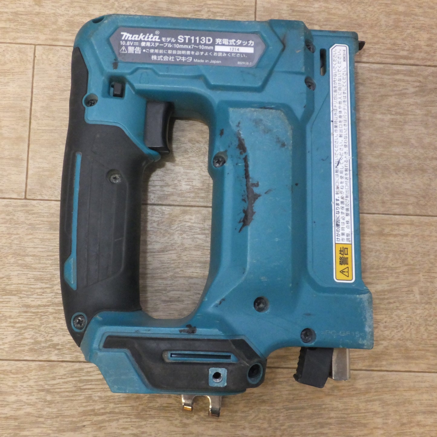 [送料無料] ★マキタ makita 充電式タッカ ST113D 10.8V 本体のみ★