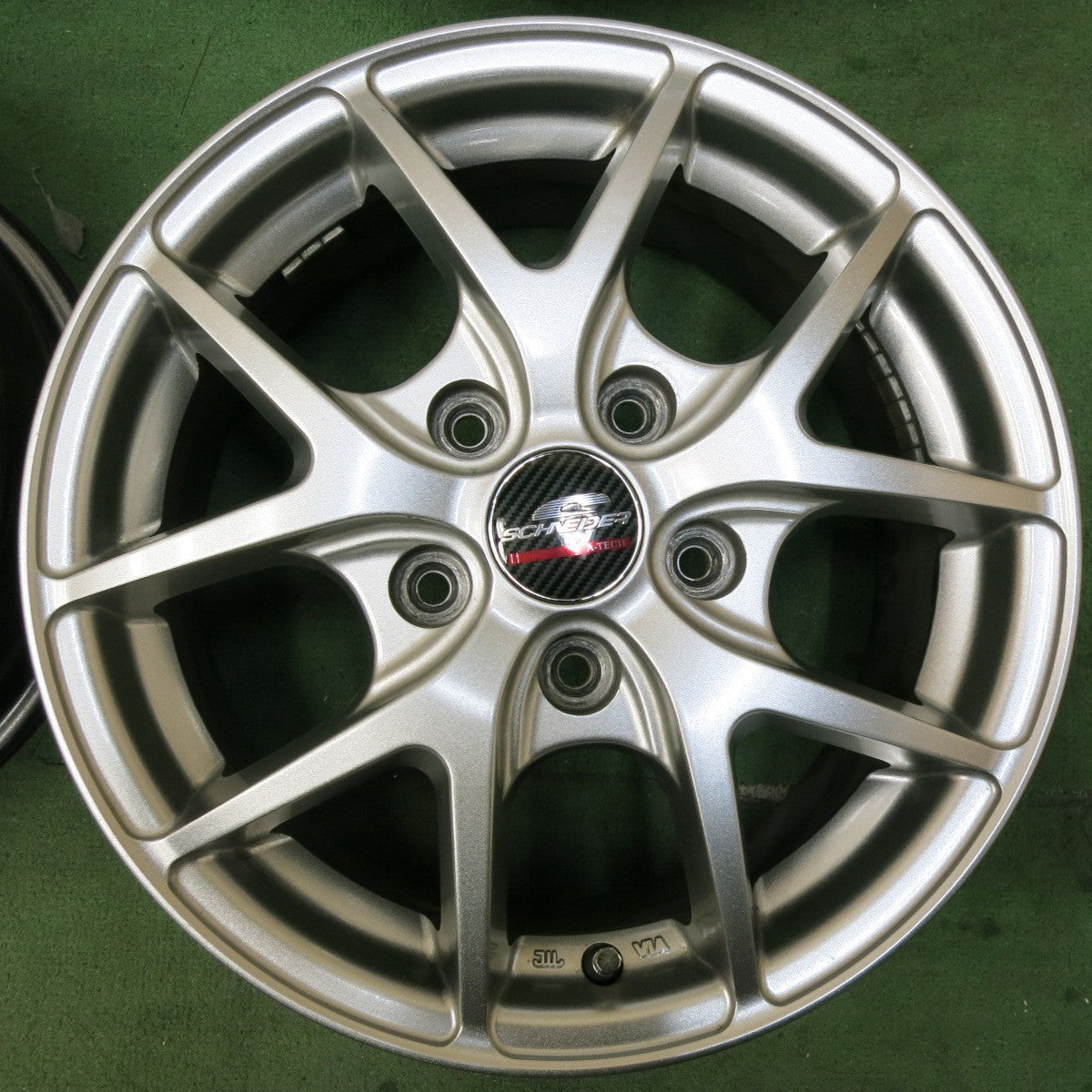 [送料無料] キレイ★SCHNEIDER A-TECH シュナイダー エーテック 15インチ ホイール 15×6J PCD114.3/5H★5021401SYホ