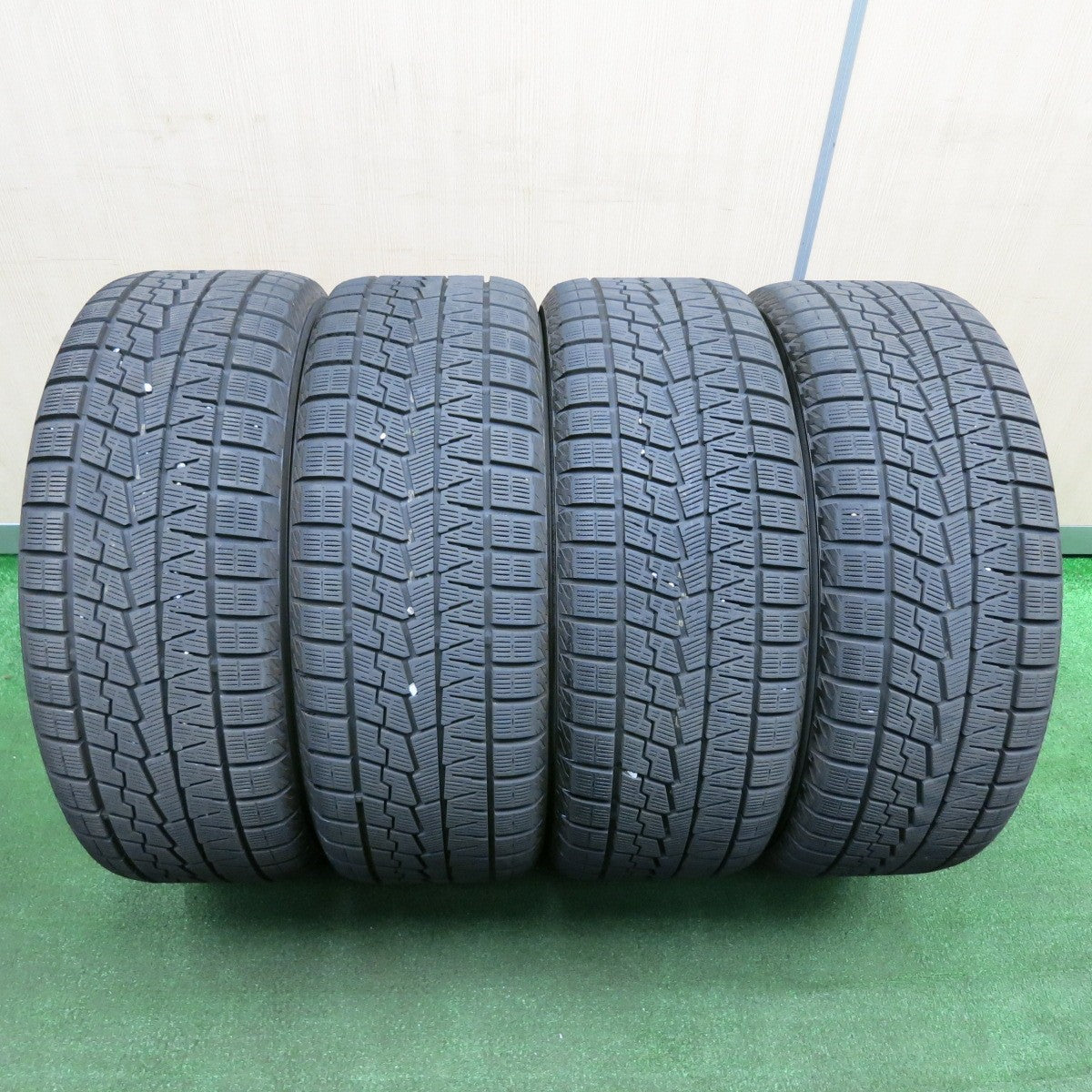 *送料無料* バリ溝！22年！9.5分★スタッドレス 225/45R18 ヨコハマ アイスガード iG70 社外 アルミ 18インチ PCD114.3/5H★4040905TNス