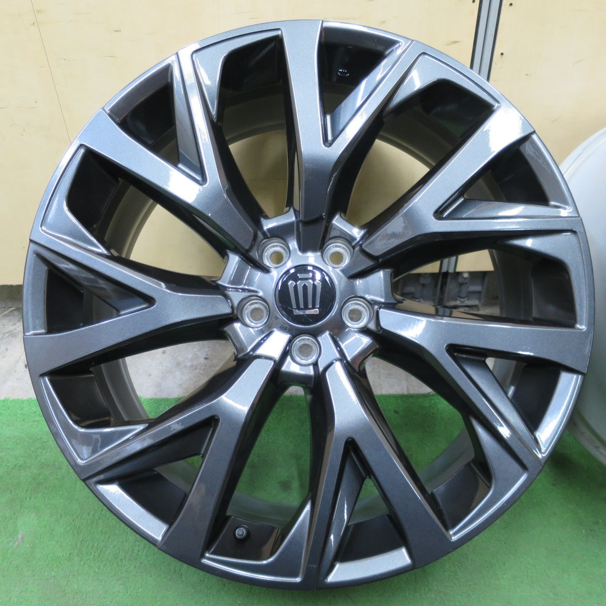 新車外し★トヨタ クラウン エステート Z 純正 ホイール 21インチ 21×8.5J PCD114.3/5H★6061205NGホ