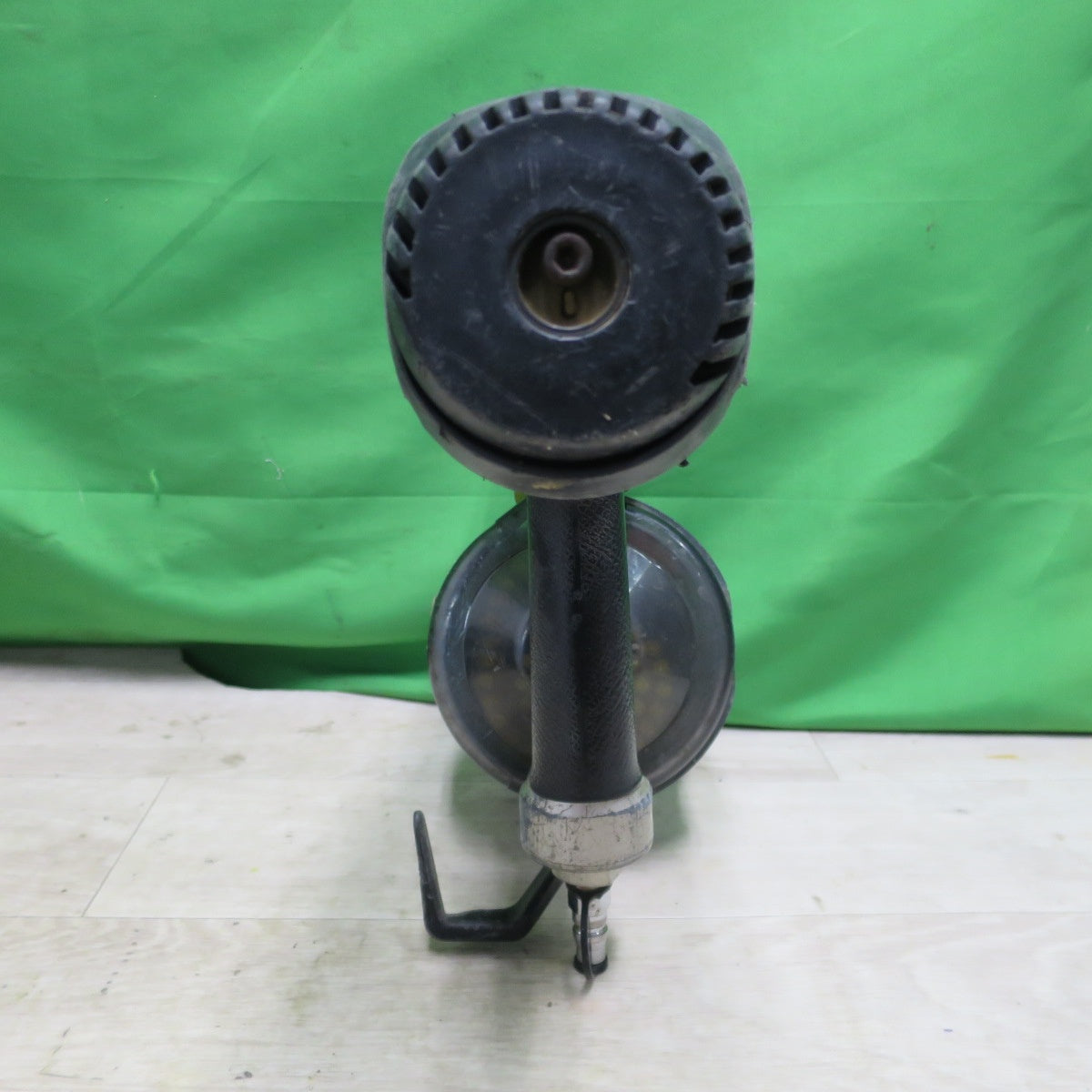 [送料無料] ☆日立工機 75mm 常圧 ロール 釘打機 NV75AF ケース付き 釘打ち機 エア 工具☆