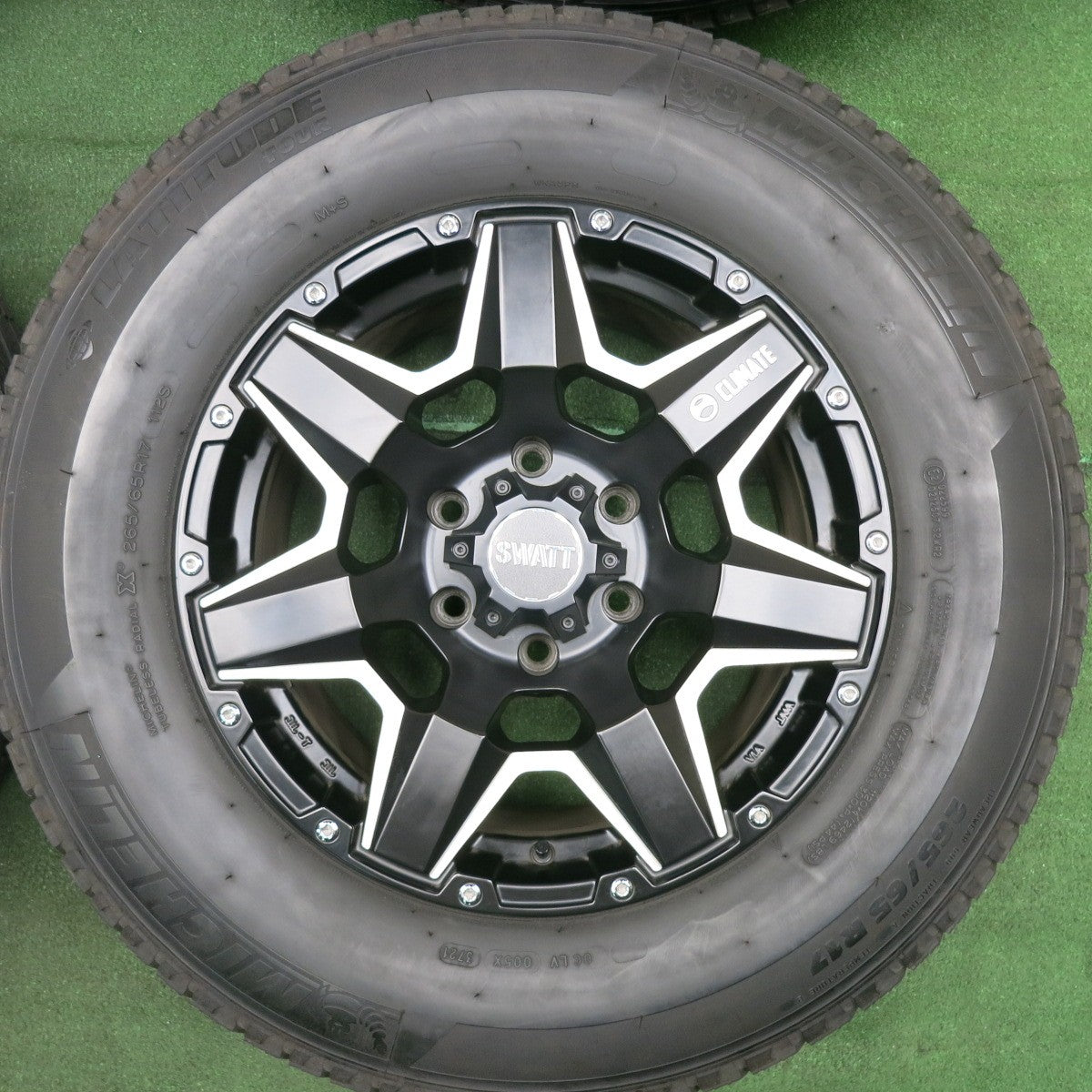 *送料無料* バリ溝！21年！キレイ！9分★SWATT CLIMATE 265/65R17 ミシュラン LATITUDE TOUR スワット クライメイト 17インチ PCD139.7/6H★4041701TNス