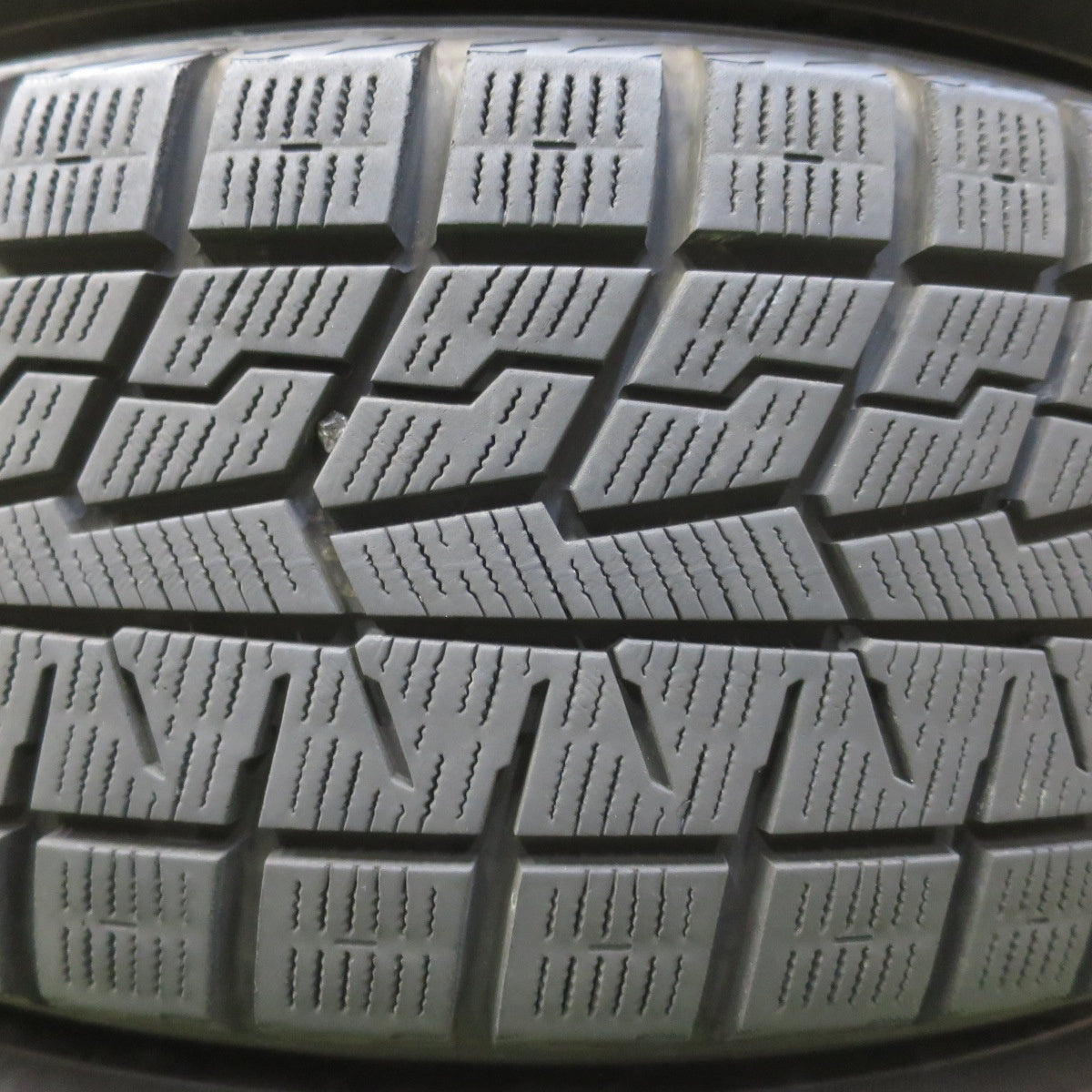 バリ溝！22年！キレイ！9.5分★スタッドレス 205/60R16 ヨコハマ アイスガード iG70 SIBILLA NEXT PX シビラ ネクスト 16インチ PCD114.3/5H★6033007イス