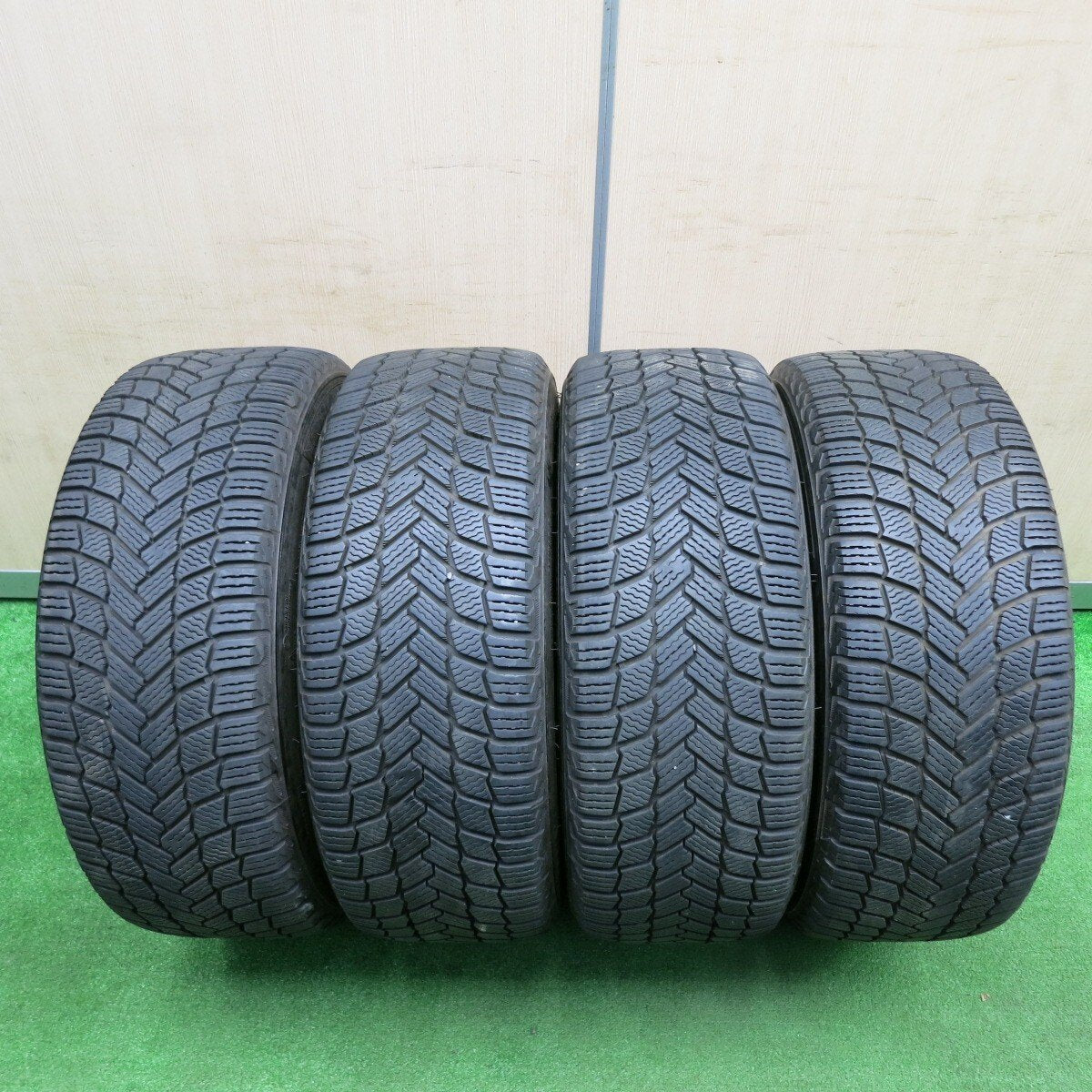 バリ溝！21年！9分★Lehrmeister L-F LOUNGE 235/45R18 スタッドレス ミシュラン X-ICE SNOW レアマイスター L-Fラウンジ 18インチ PCD114.3/5H★4122001TNス