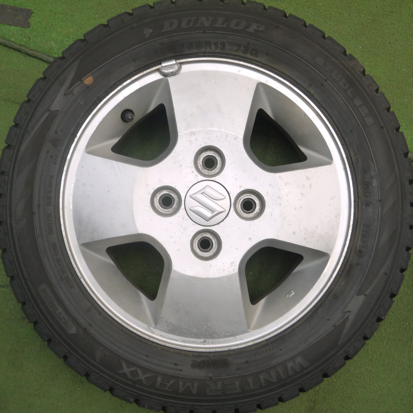 *送料無料* バリ溝！22年！ほぼ10分★スズキ ワゴンR 純正 155/65R13 スタッドレス ダンロップ ウインターマックス WM02 13インチ PCD100/4H★4052001Hス