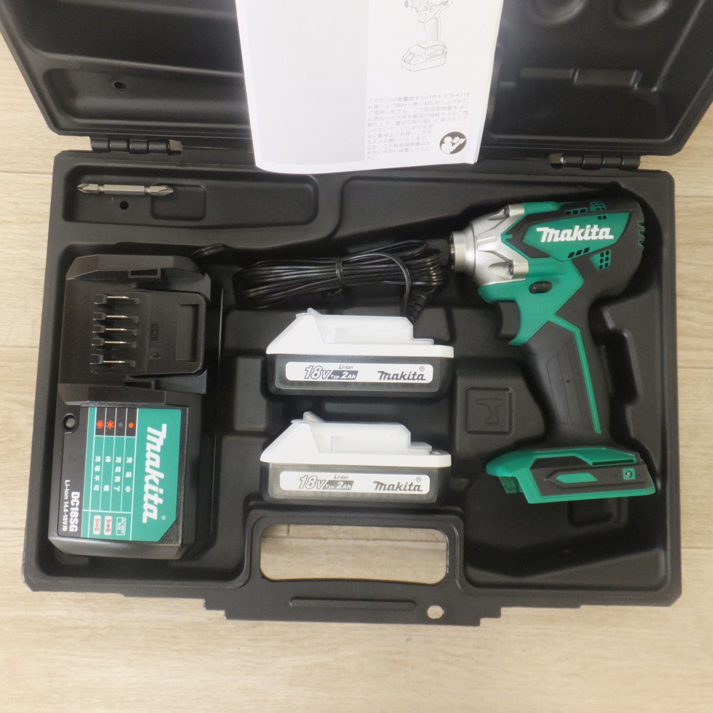 [送料無料] 美品★マキタ makita 充電式インパクトドライバ MTD002DSAX 18V★