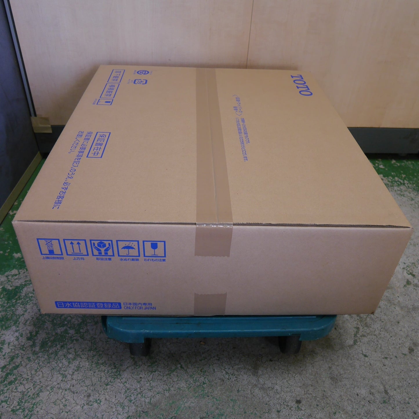 [送料無料] 未使用☆TOTO ウォシュレット SS1 TCF6624 #SC1 シート タイプ 温水 洗浄 便座 アイボリー トートー トイレ☆