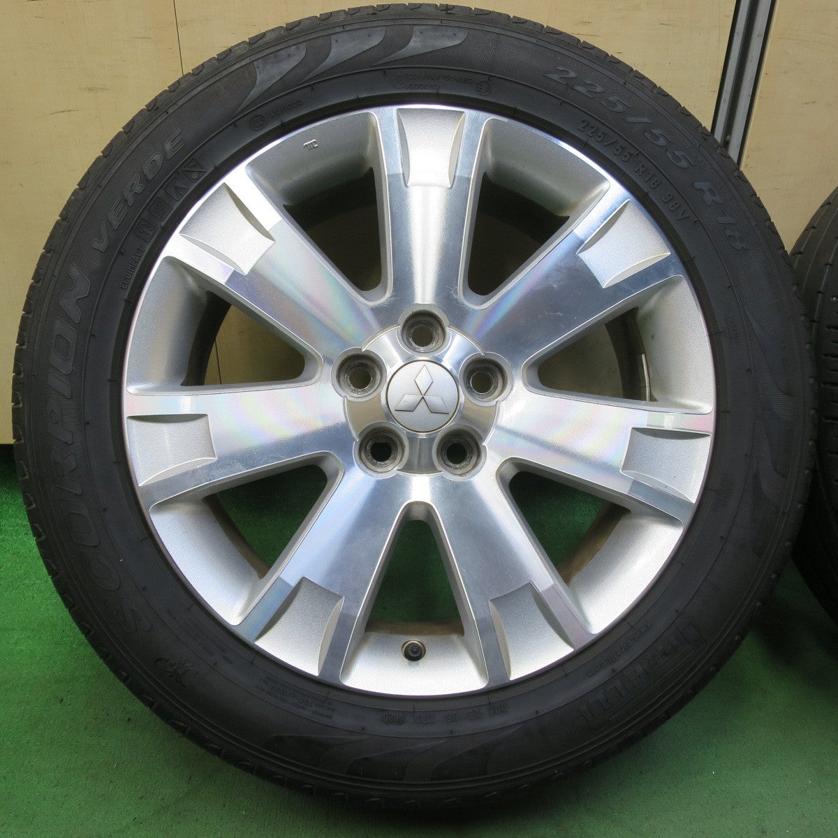 4本価格★三菱 デリカ D:5 純正 225/55R18 ピレリ スコーピオン VERDE 18インチ D5 PCD114.3/5H★5091102イノ