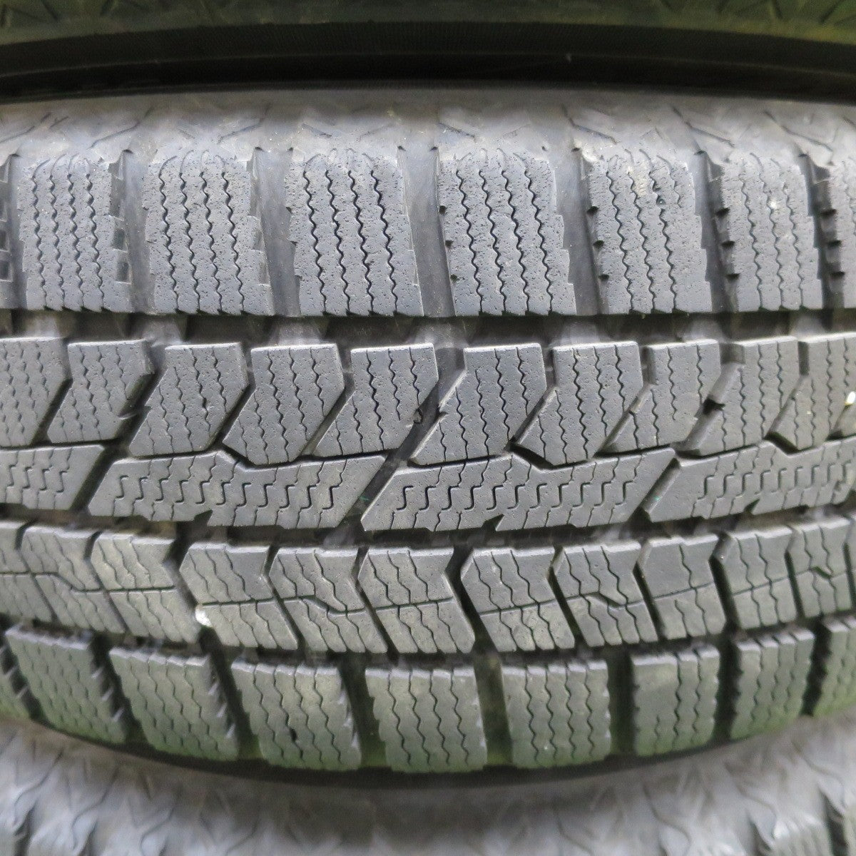 バリ溝！23年！9.5分★トヨタ カローラ フィールダー アクシオ 等 純正 スチール 185/70R14 スタッドレス トーヨー オブザーブ GIZ2 14インチ PCD100/4H★6022502ナス