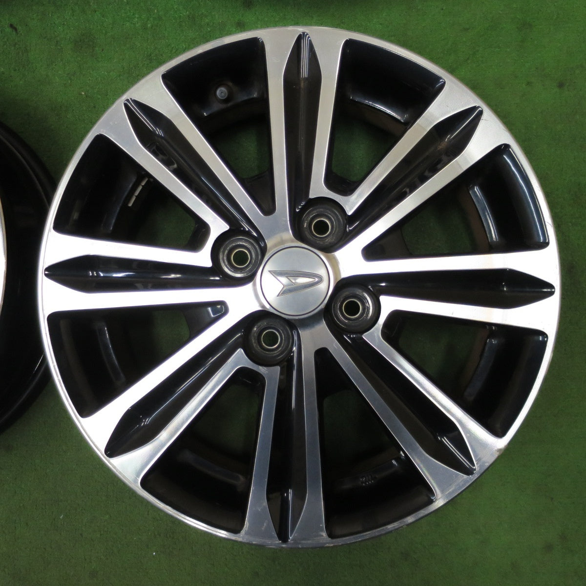 4本価格★ダイハツ タント カスタム 純正 ホイール 15インチ 15×4.5J PCD100/4H★6042005NGホ
