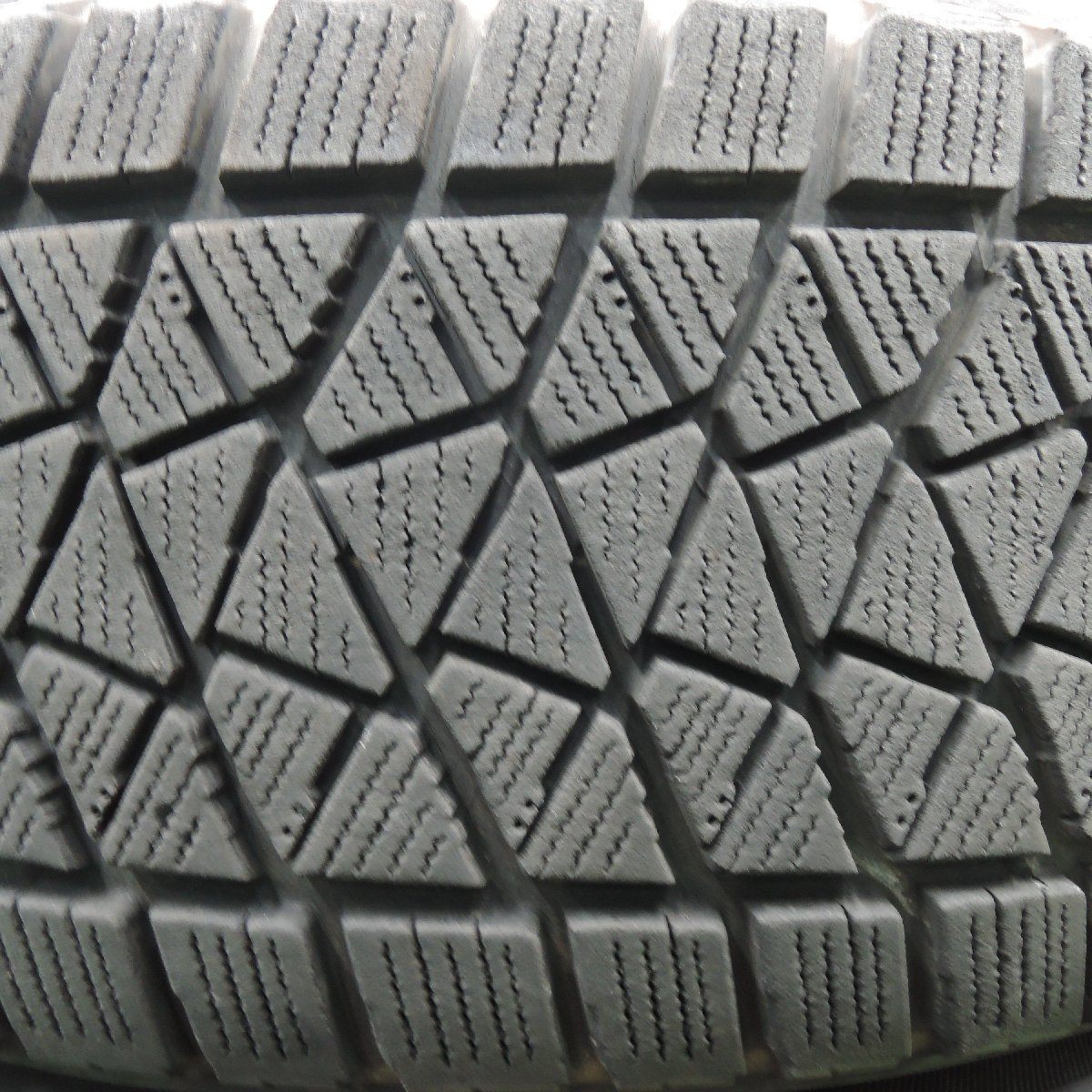 キレイ★ベンツ等 AGA TAS 225/65R17 スタッドレス ブリヂストン ブリザック DM-V2 17インチ PCD112/5H★4010609HAス