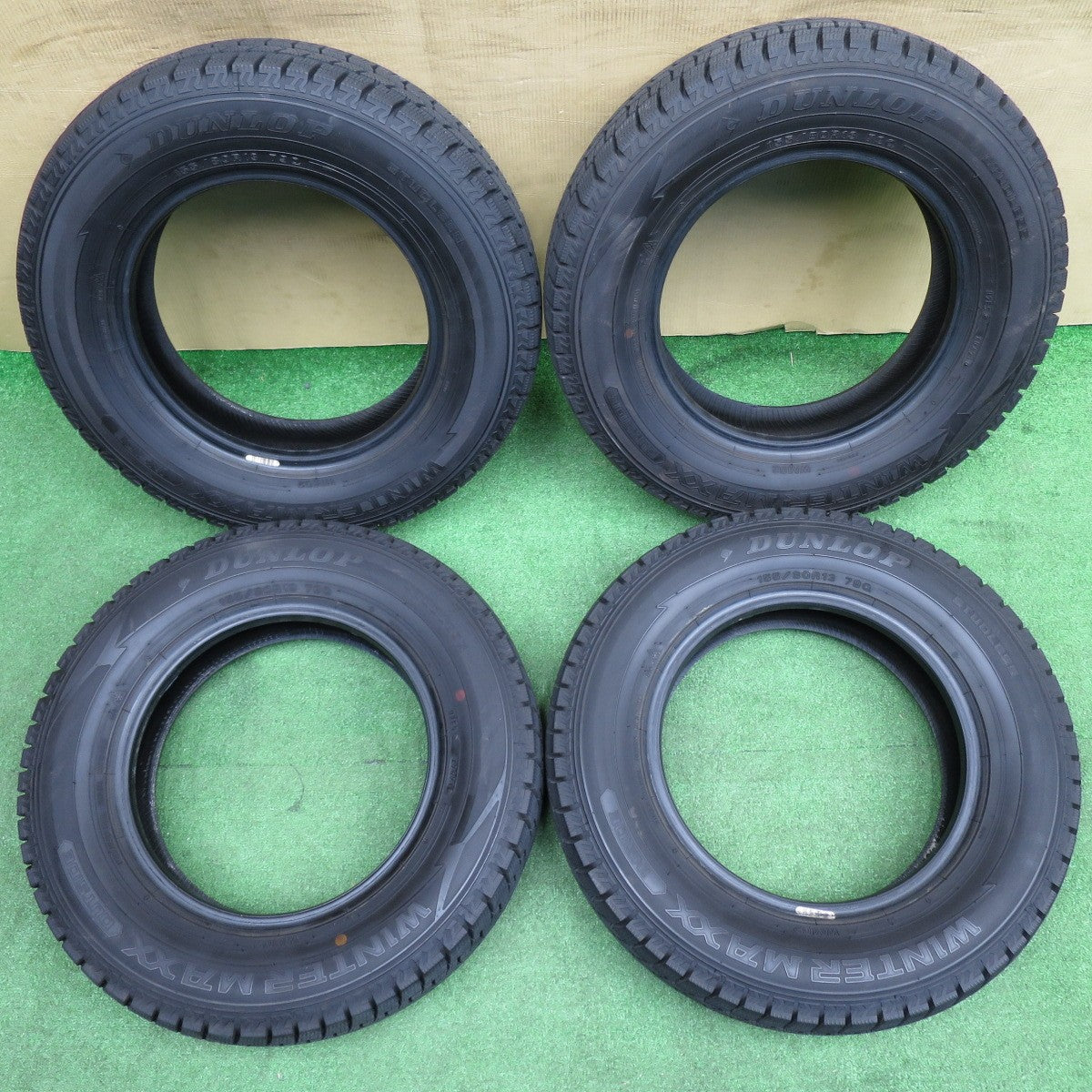 バリ溝！9.5分以上★スタッドレス 155/80R13 ダンロップ ウインターマックス WM02 タイヤ 13インチ パッソ ヴィッツ 等★6030906NKスタ
