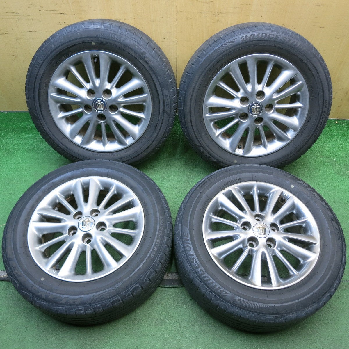 4本価格◎トヨタ クラウン ロイヤル 純正 215/60R16 ブリヂストン プレイズ PX 16インチ PCD114.3/5H◎6080608HAノ