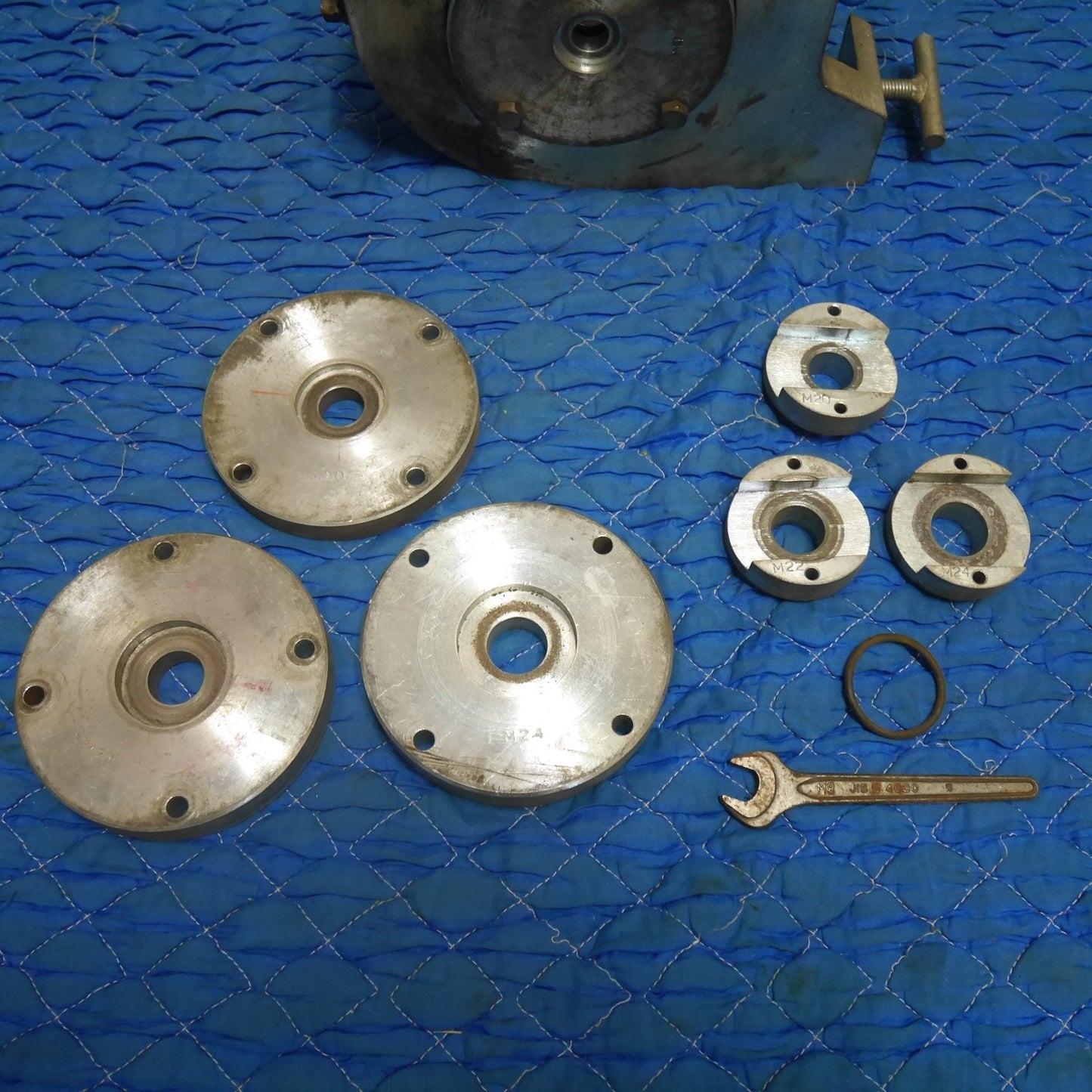 [送料無料] 付属品付き☆東日製作所 ボルト 軸力計 40BTM 型 容量40ton プレート付き☆