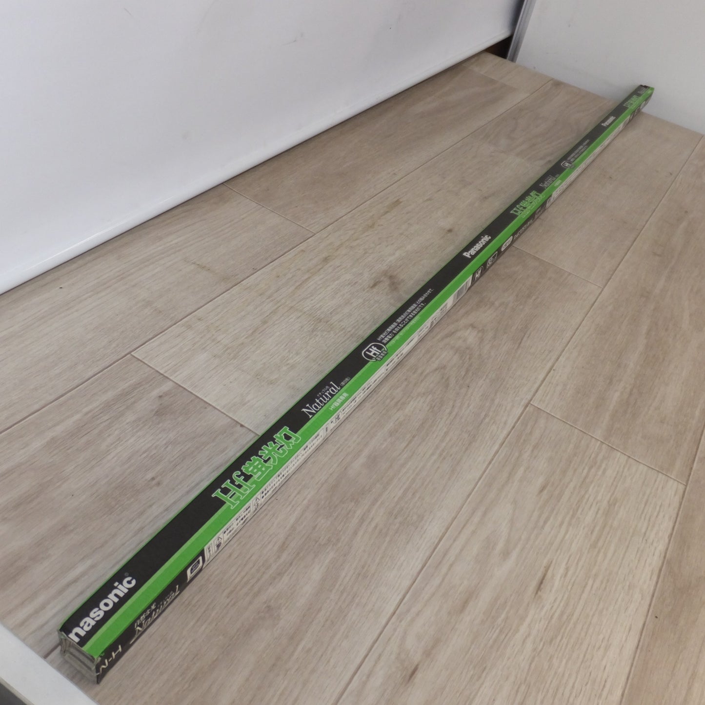 [送料無料] 岐阜発 未使用★パナソニック Panasonic Hf蛍光灯 Natural 昼白色 FHF32EX-N-H 32ワット Hf器具専用 25本入 1箱★