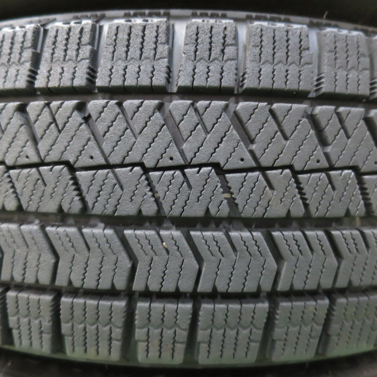 キレイ★スタッドレス 165/65R14 ブリヂストン ブリザック VRX2 TOPRUN トップラン 14インチ PCD100/4H★5012408イス