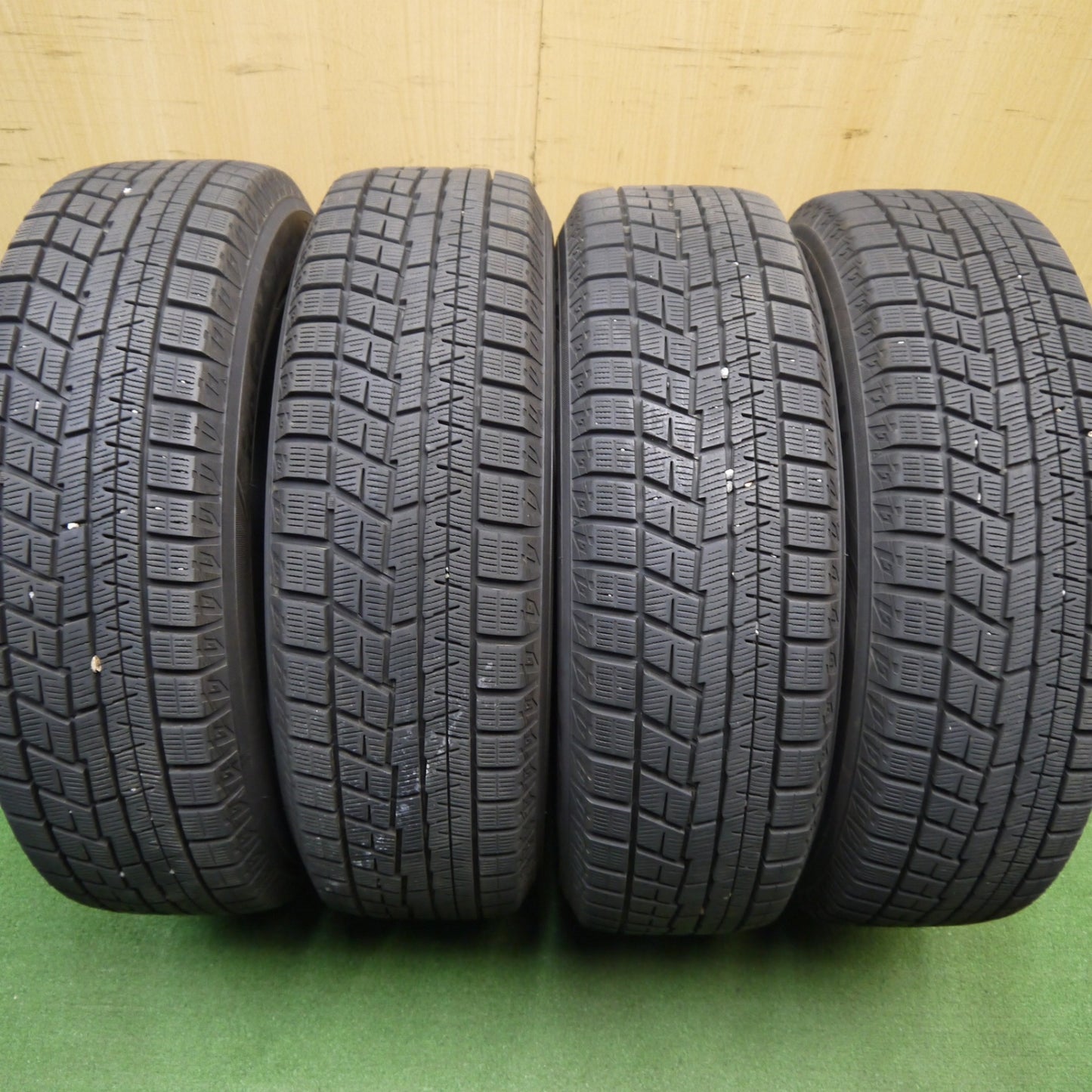 バリ溝！23年！キレイ！9.5分★スタッドレス 185/65R15 ヨコハマ アイスガード iG60 NIRVANA NV ニルバーナ ニルヴァーナ 15インチ PCD100/4H★6040103Hス