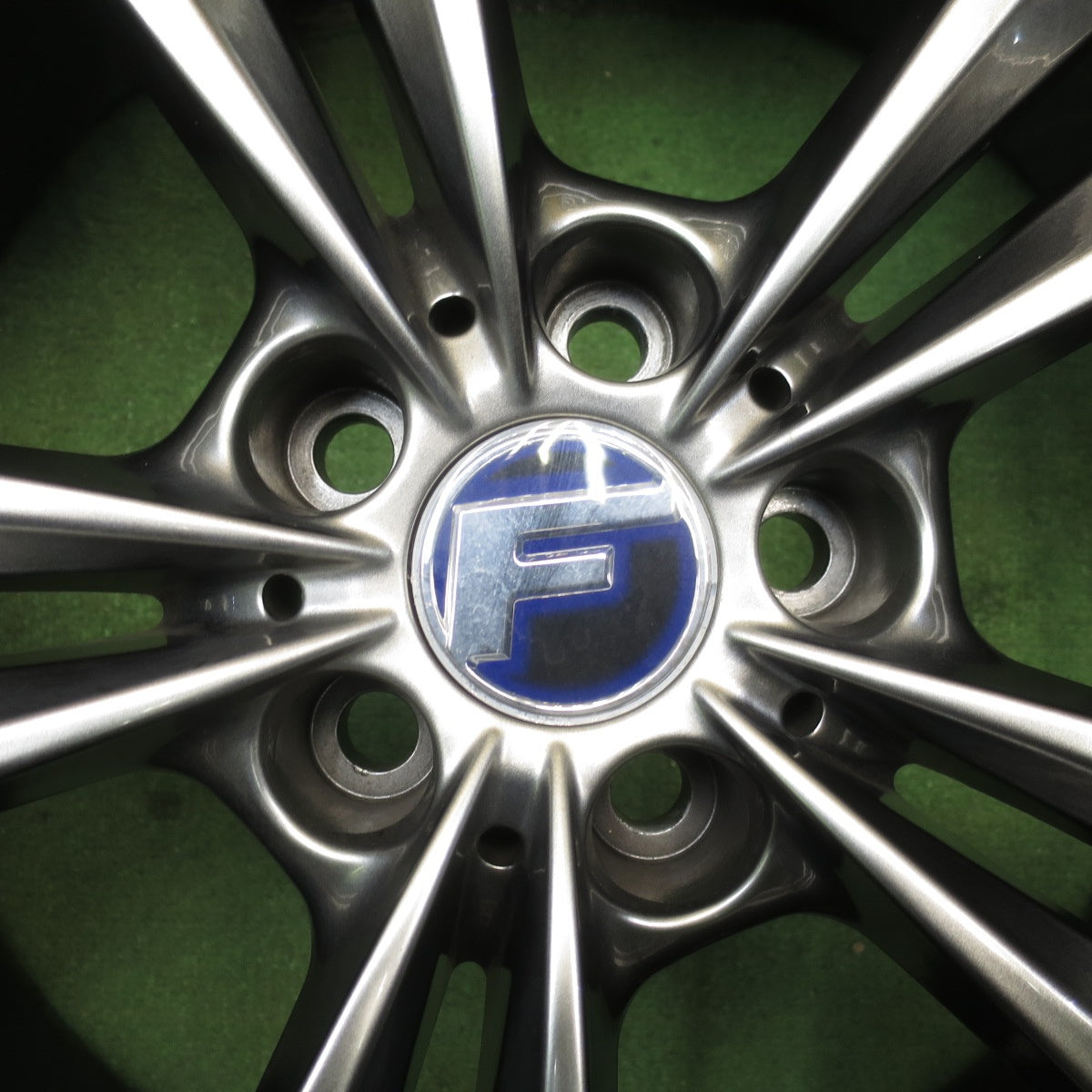 センサー付！バリ溝！22年！キレイ！8.5分★レクサス RX Lehrmeister LF ラウンジ 235/55R20 スタッドレス ブリヂストン ブリザック DM-V3 レアマイスター L-F LOUNGE PCD114.3/5H★5062708NJス