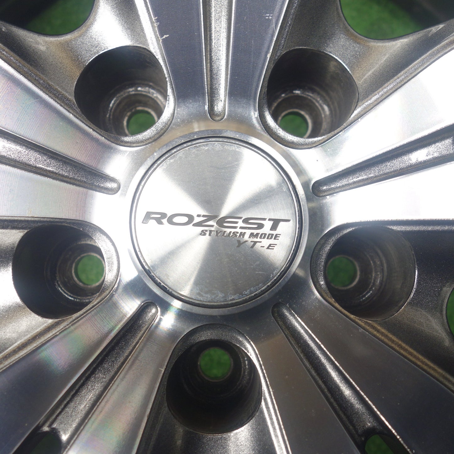 バリ溝！9.5分★スタッドレス 215/55R17 ダンロップ ウインターマックス WM02 ROZEST YT-E ロゼスト 17インチ PCD114.3/5H★6021301KTス