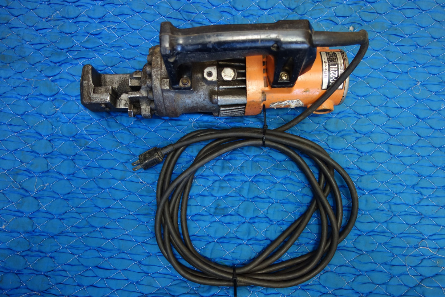 [送料無料] ☆IKK DIAMOND 鉄筋カッター DC-22HL 電動 工具 石原機械工業 最大切断22mm コード式 現状品☆