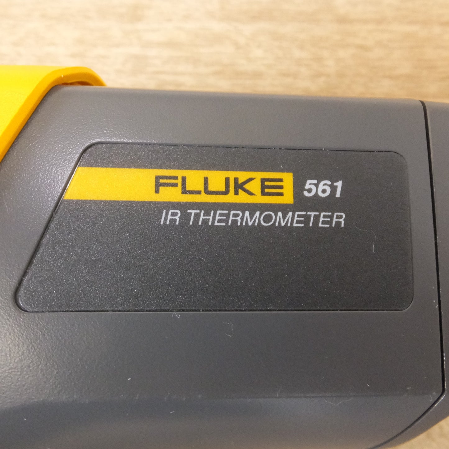 [送料無料] キレイ★フルーク FLUKE 放射温度計 IR THERMOMETER 561★