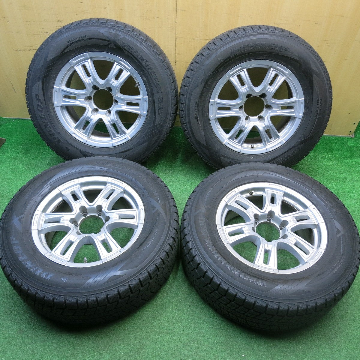 バリ溝！9.5分★スタッドレス 265/65R17 ダンロップ ウインターマックス SJ8 社外 アルミ 17インチ PCD139.7/6H★5112005HAス