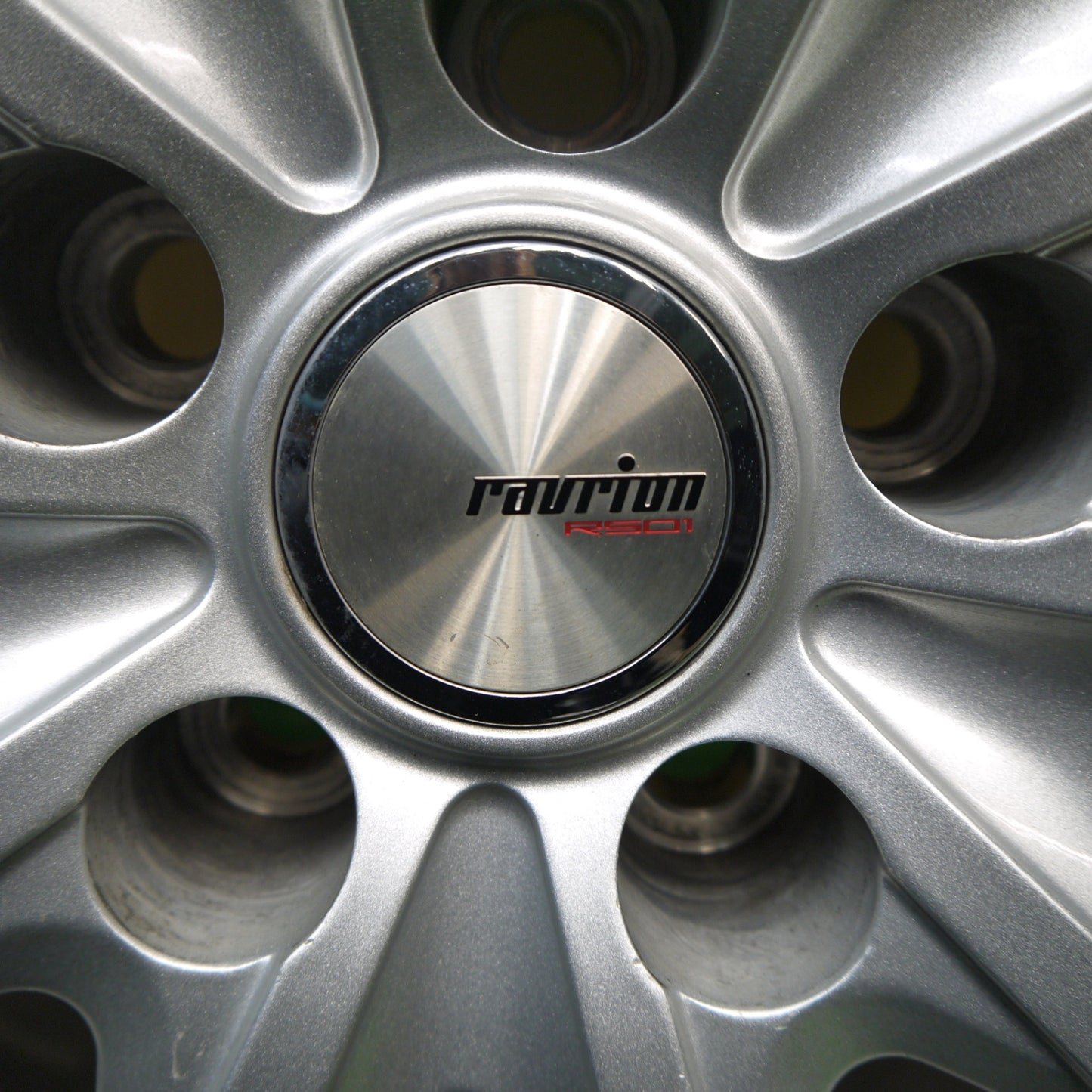 [送料無料] バリ溝！キレイ！9.5分★スタッドレス 225/45R18 グッドイヤー アイスナビ7 ravrion RS01 ラブリオン 18インチ PCD114.3/5H★5031808Hス