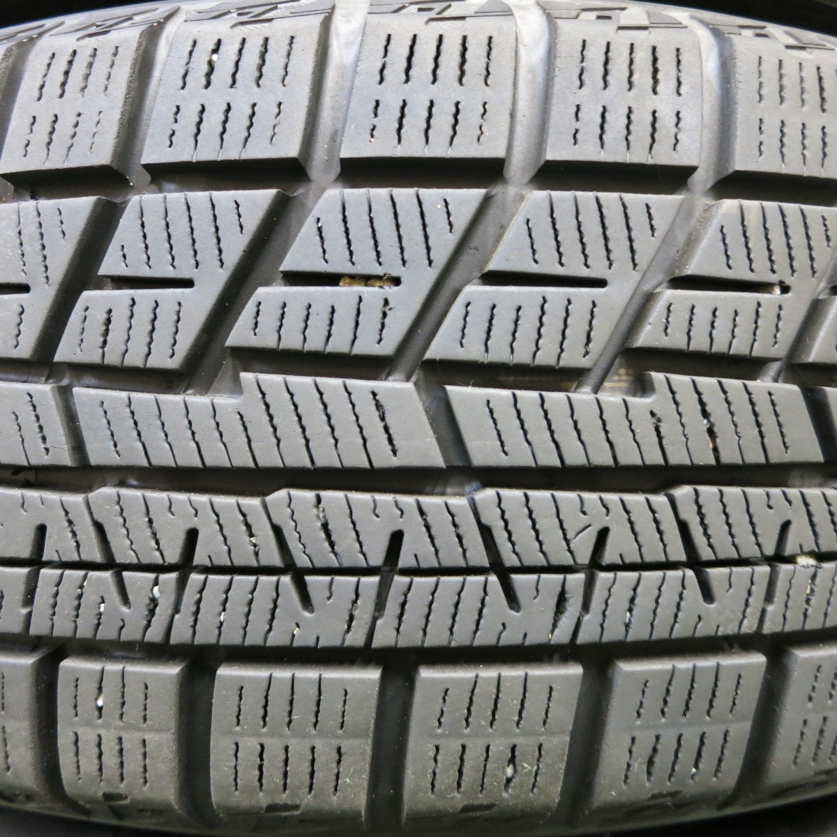 *送料無料* バリ溝！9分★トヨタ カローラ フィールダー 純正 175/65R14 スタッドレス ヨコハマ アイスガード iG60 14インチ PCD100/4H★4052305イス