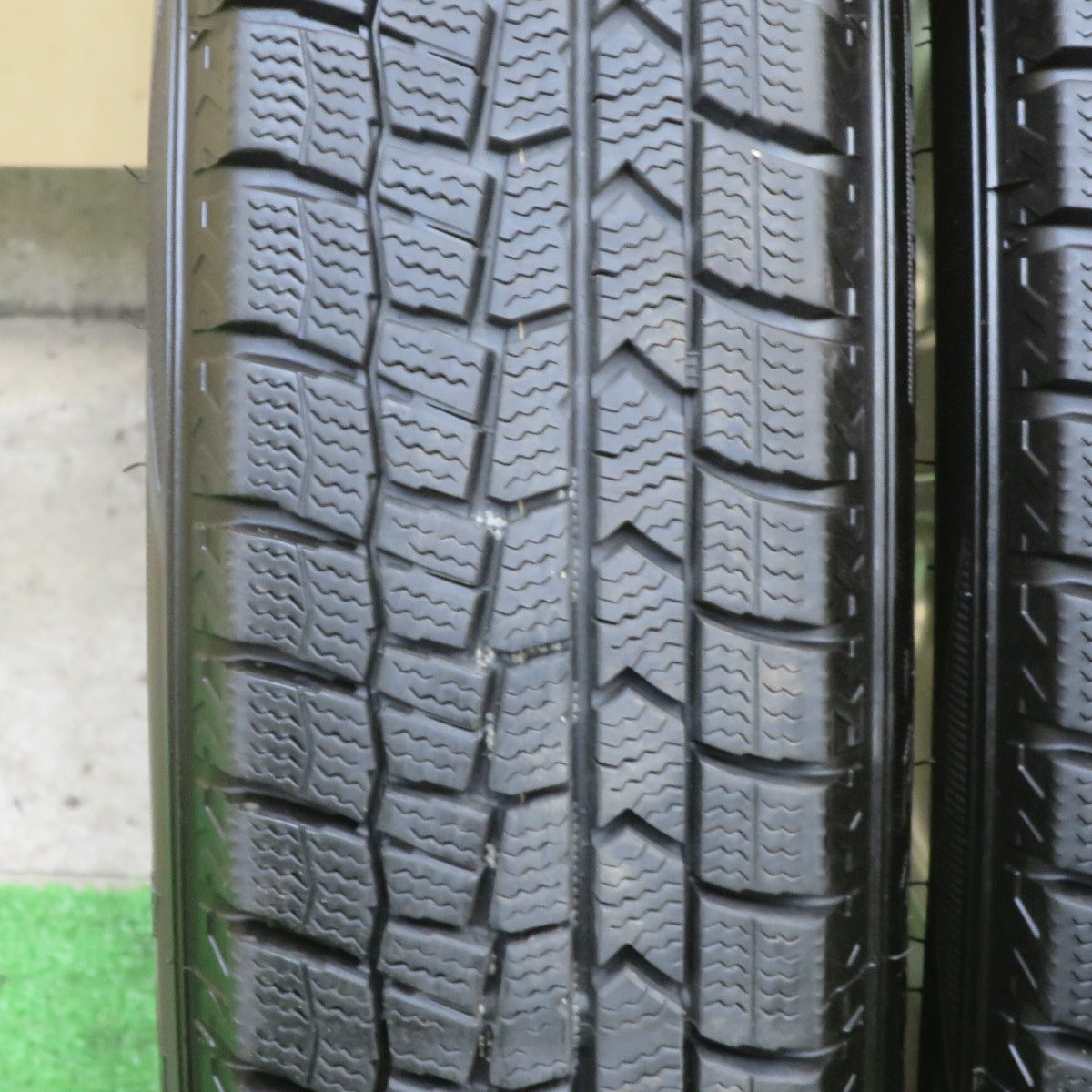 バリ溝！23年！9分★スタッドレス 145/80R13 ダンロップ ウインターマックス WM02 TOPRUN トップラン 13インチ PCD100/4H★5112501TTス