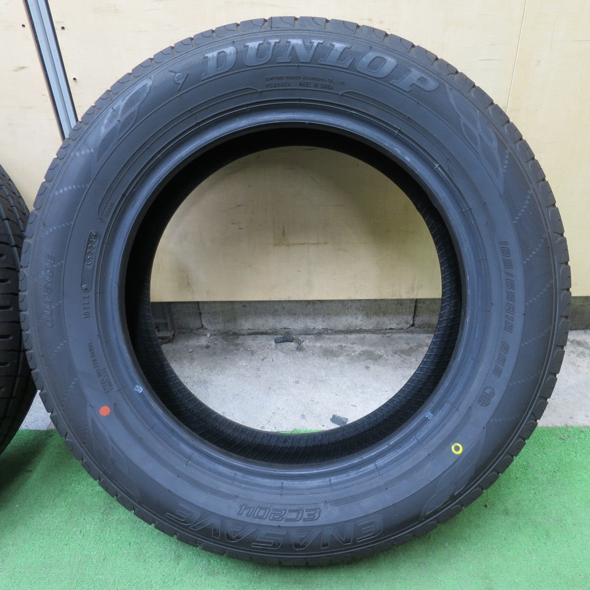 未使用！24年◎185/65R15 ダンロップ エナセーブ EC204 タイヤ 15インチ ノート フリード ティーダ マツダ2 デミオ 等◎6090902NGノタ