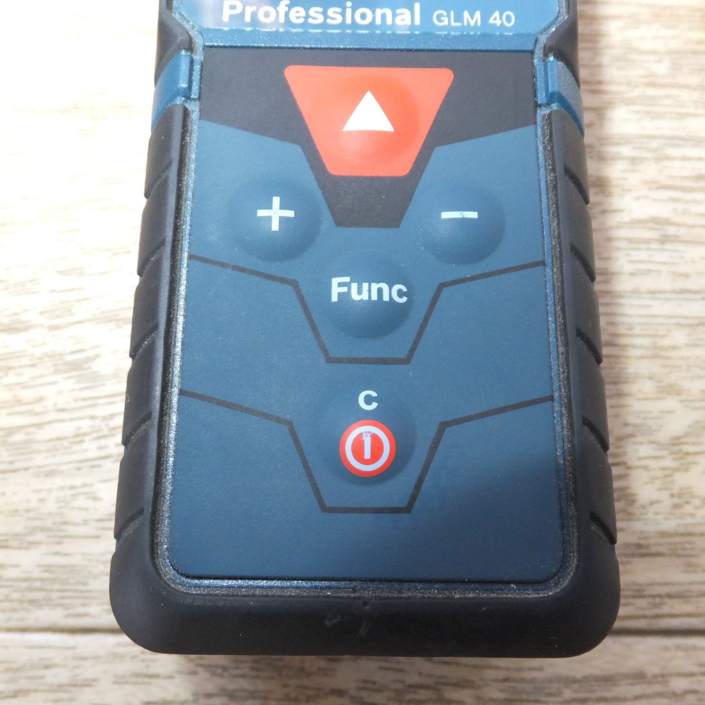 [送料無料] ★ボッシュ BOSCH レーザー距離計 GLM40 Professional　3 601 K72 950★