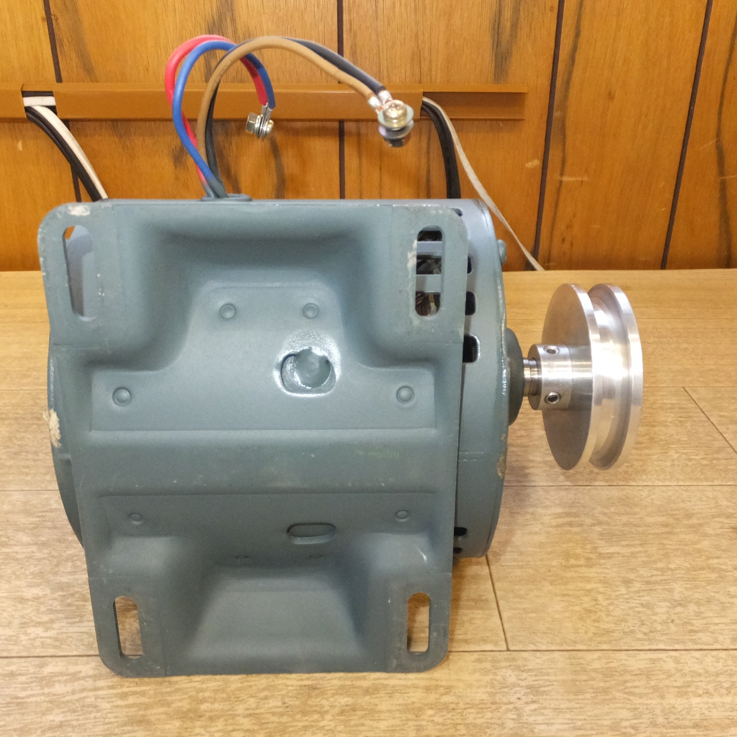 [送料無料] 現状品★北芝電機 TOSHIBA 単相モーター SIK-DBKK8　0.1kW 4POLE 100V 50/60Hz　SPLIT-PHASE-START★