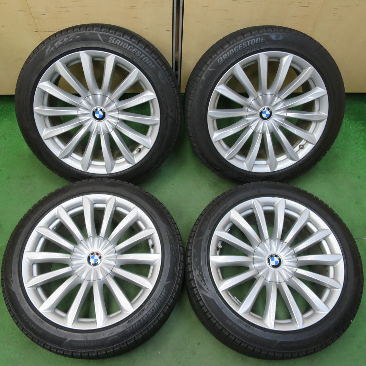 バリ溝！22年！9分★BMW 7シリーズ G11 G12 純正 245/45R19 275/40R19 スタッドレス ブリヂストン ブリザック VRX3 19インチ PCD112/5H★5042611イス