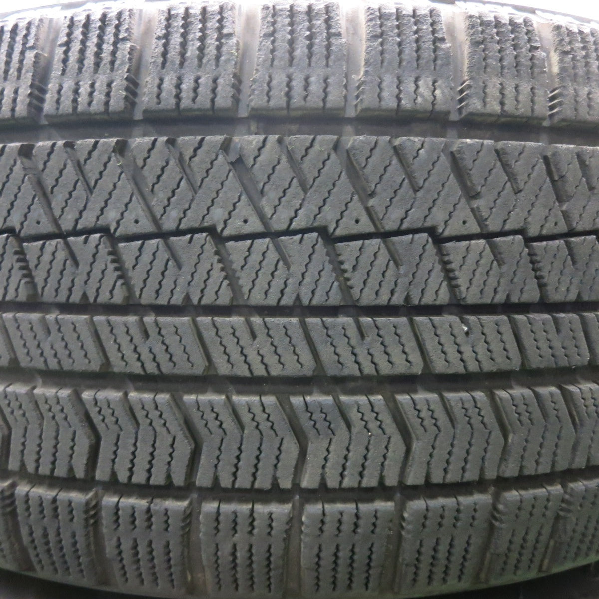 *送料無料* バリ溝！9分★レクサス等 Delmore 245/40R20 スタッドレス ブリヂストン ブリザック VRX2 デルモア PCD120/5H★4042804HAス