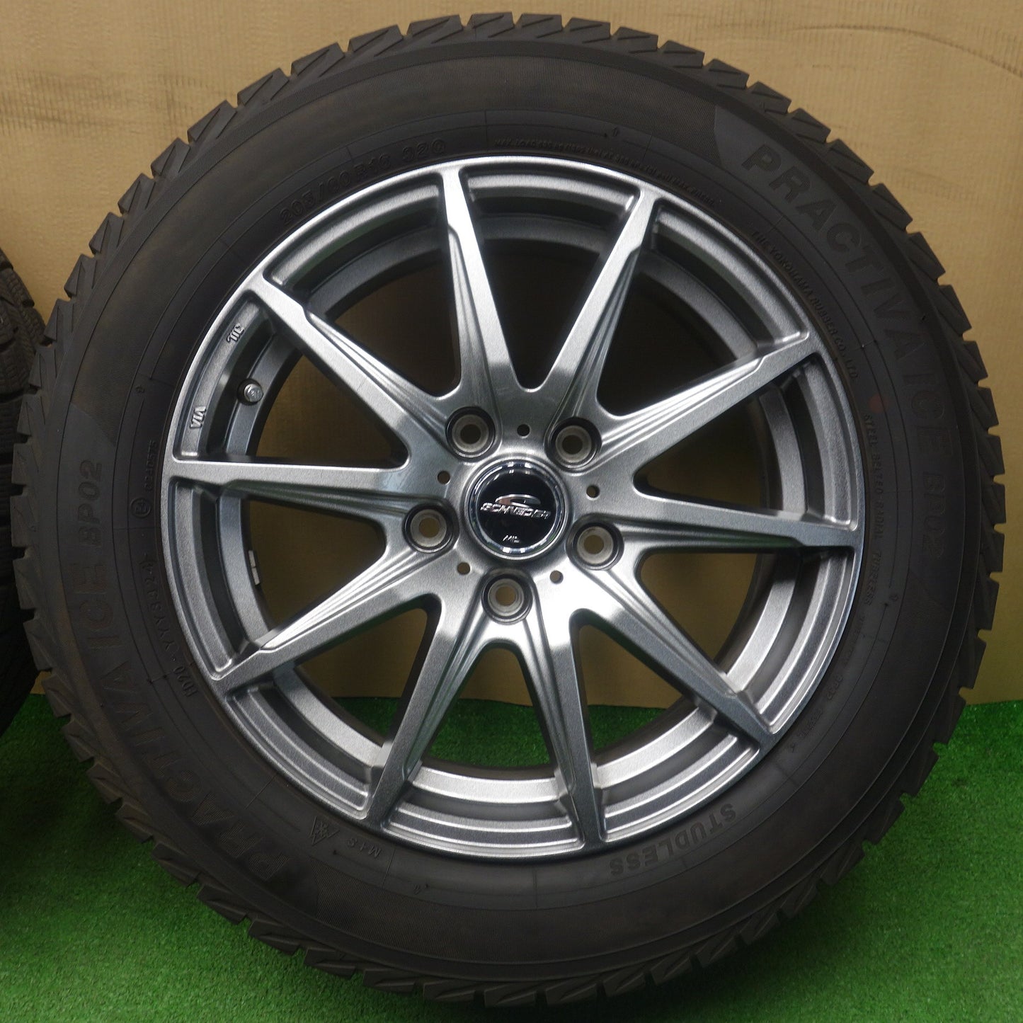 バリ溝！24年！キレイ！9.5分★スタッドレス 205/60R16 プラクティバ BP02 ヨコハマ製 SCHNEIDER MiD シュナイダー 16インチ PCD114.3/5H★6032701KTス
