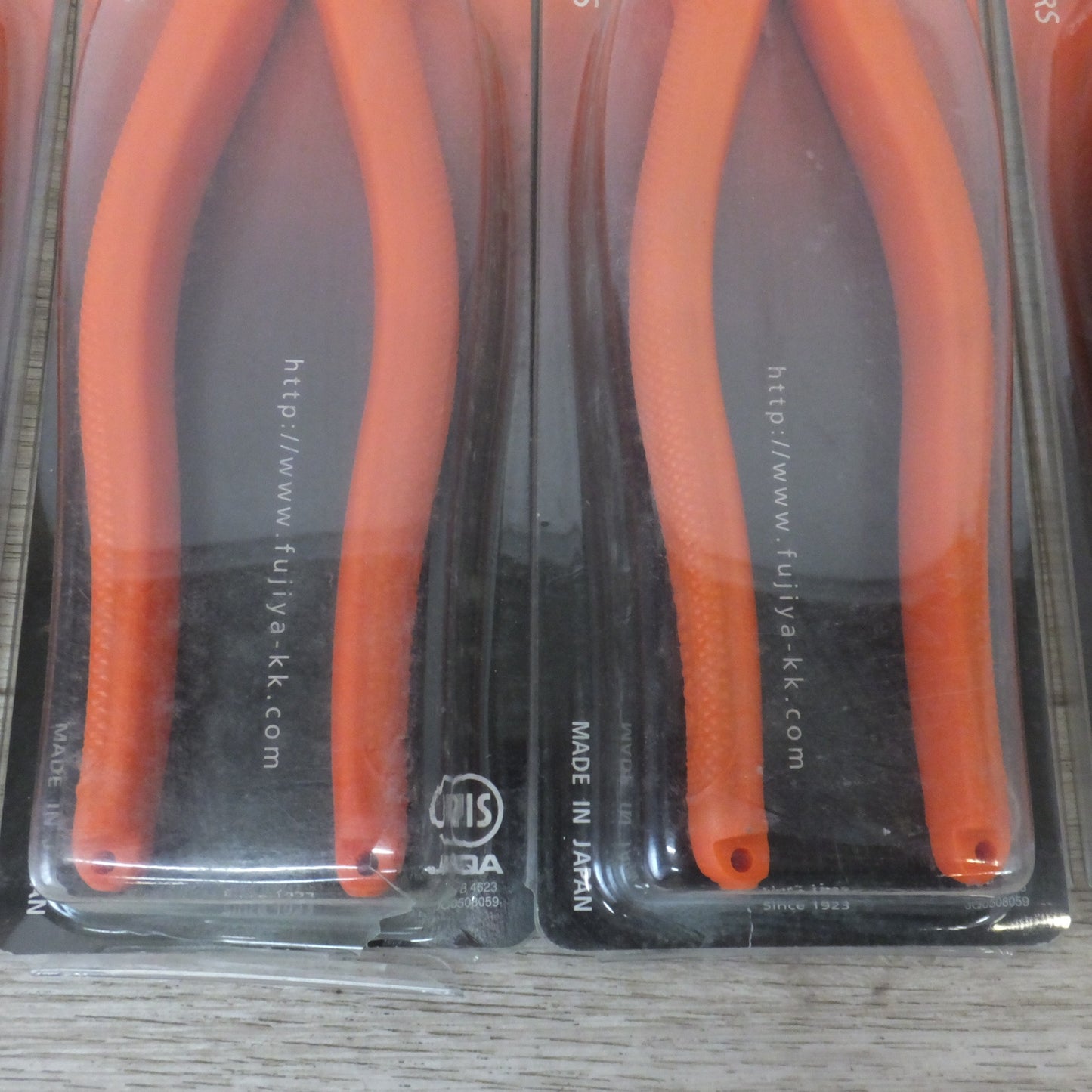 [送料無料] 未使用★フジ矢 FUJIYA ペンチ 樹脂グリップ付 No.1050-200 200mmSIZE 7点 セット★