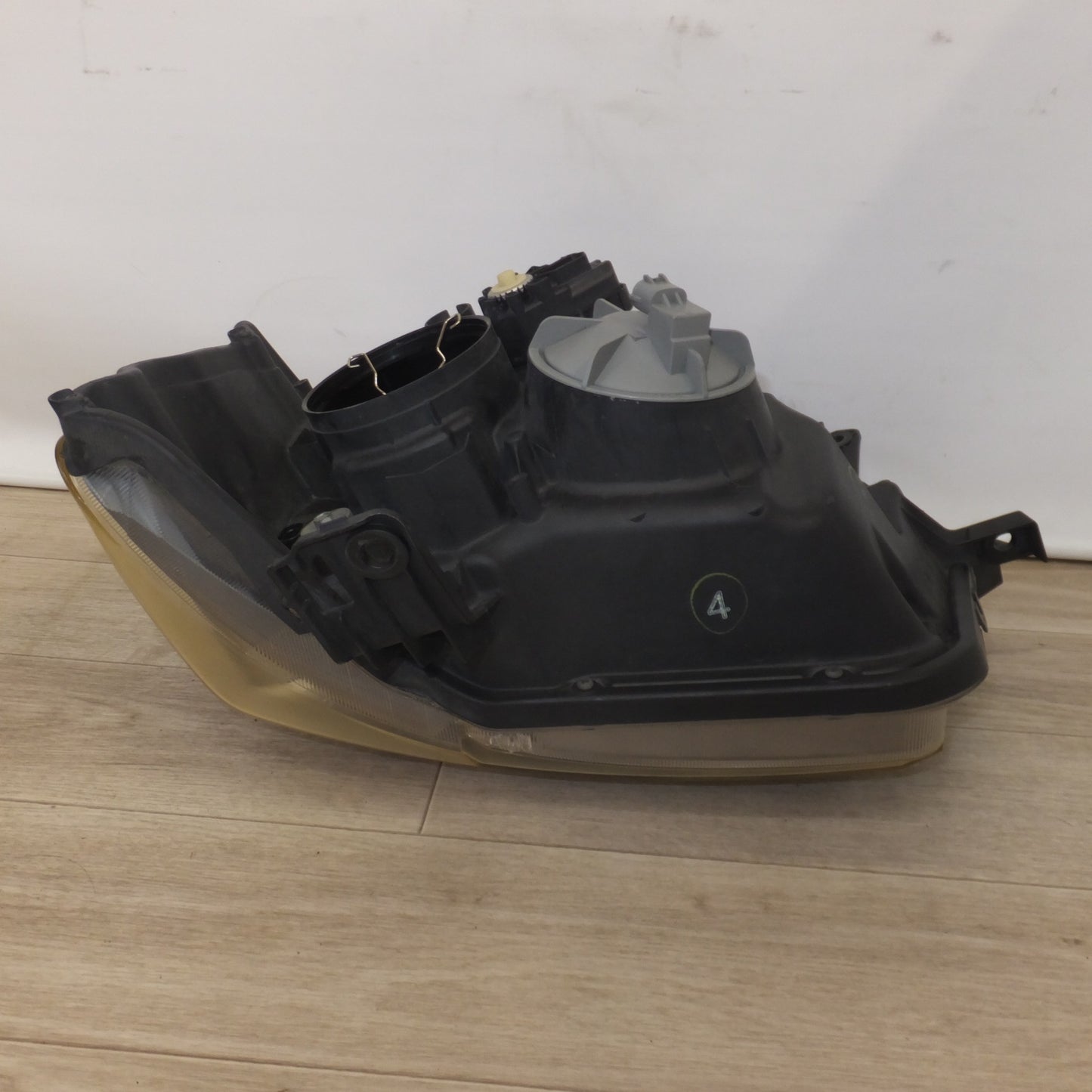 [送料無料] ★ホンダ HONDA 純正 N-BOX カスタム DBA-JF1 ヘッドライト KOITO 100-62038 右(21)★