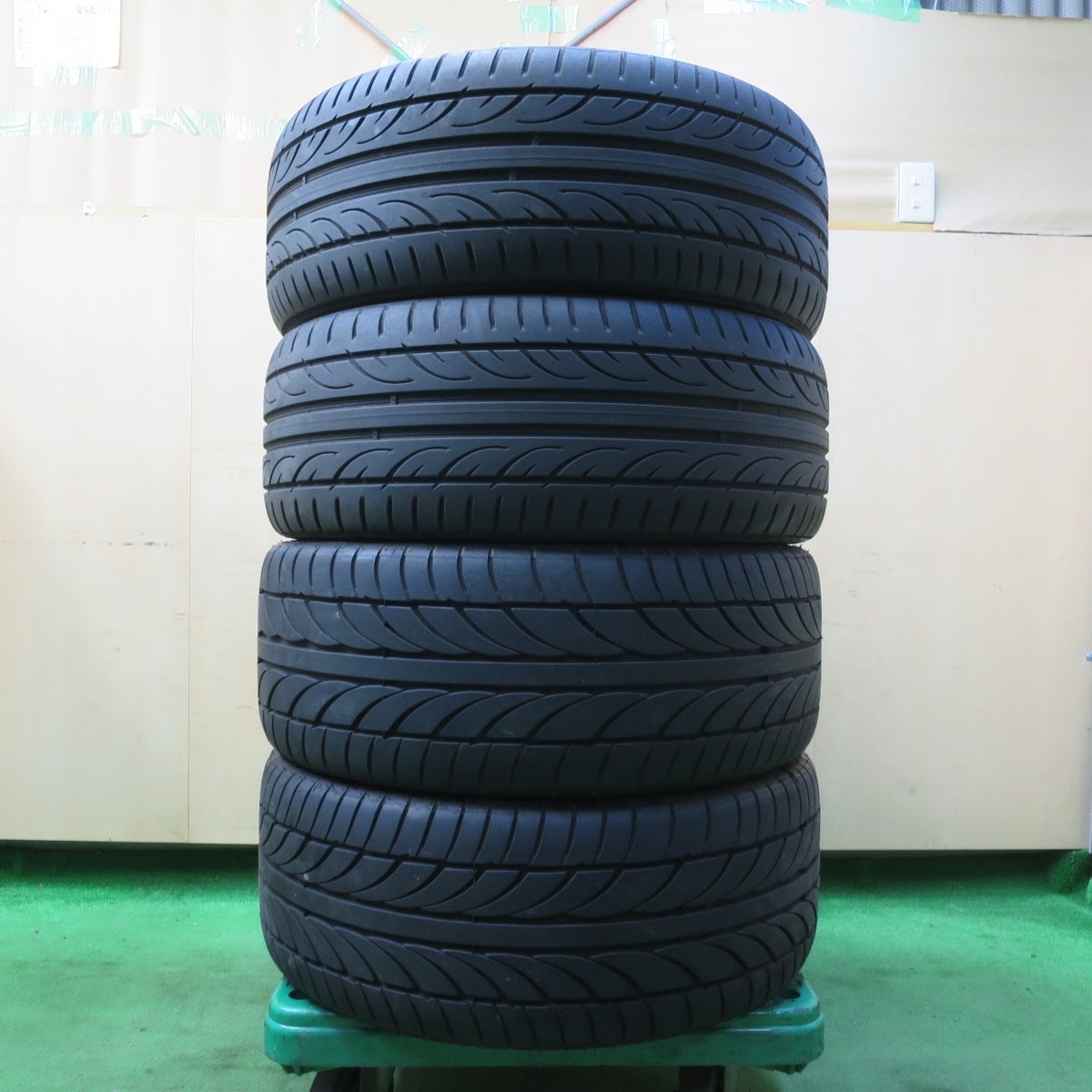*送料無料* バリ溝！20年！9分★245/40R19 ハンコック ベンタス V12 evo2 ATR SPORT BRANDLE-LINE 19インチ PCD114.3/5H★4082403イノ