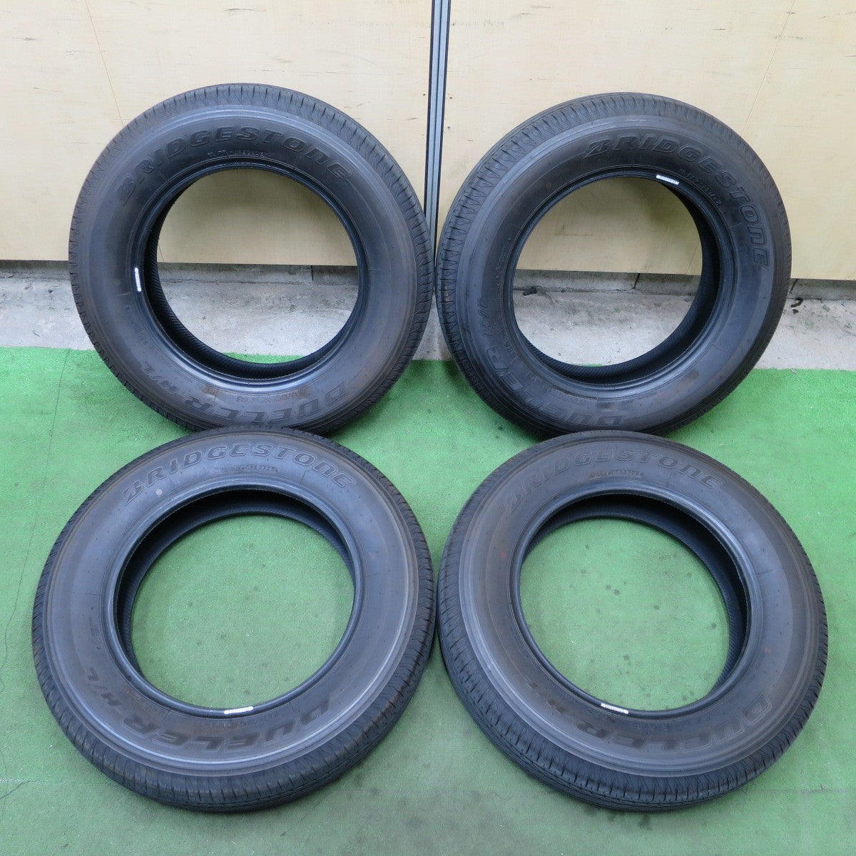 新車外し！25年★ジムニー 175/80R16 ブリヂストン デューラー H/L 852 DUELER タイヤ 16インチ★6030901NGノタ