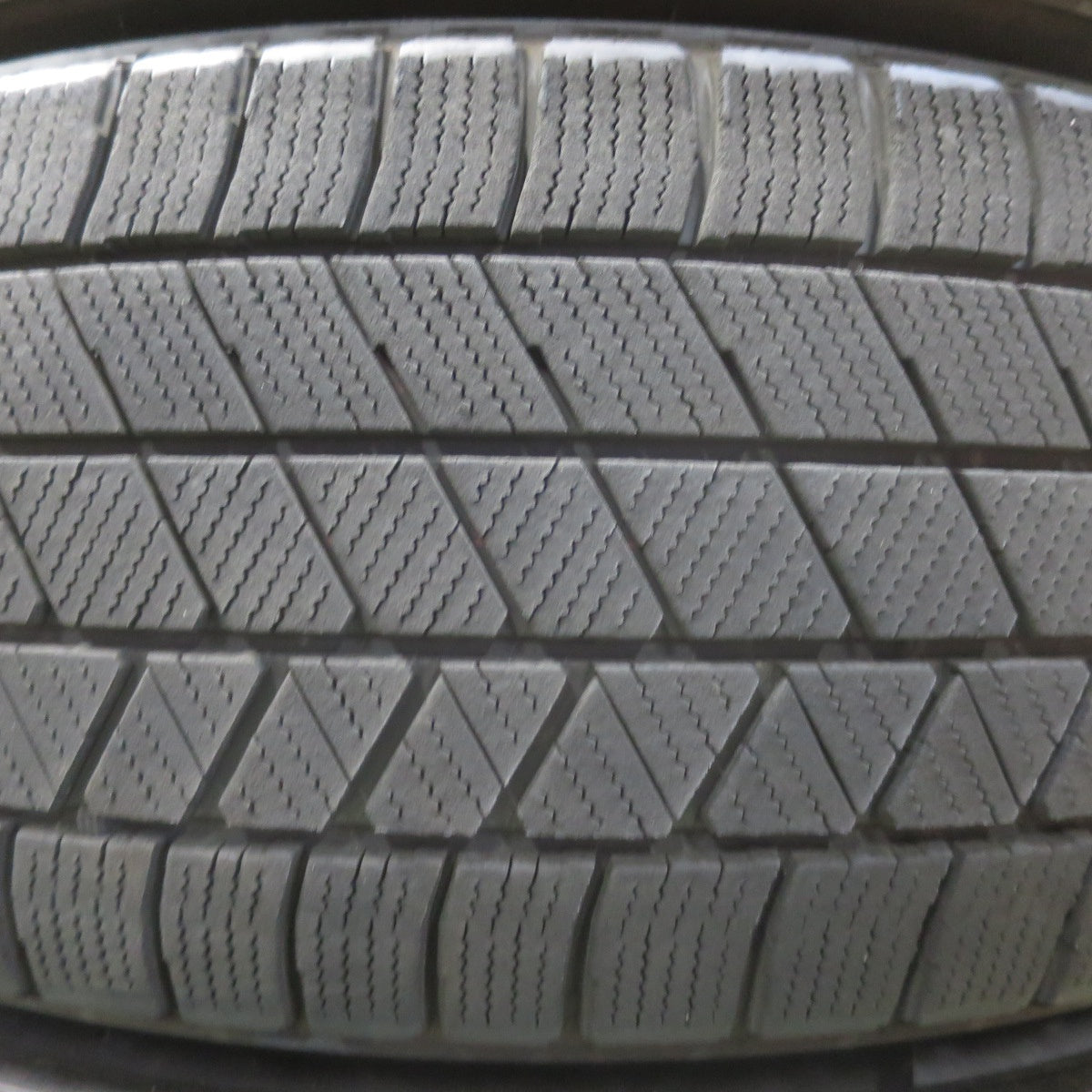4本価格！21年★日産 E51 エルグランド 純正 215/60R17 スタッドレス ブリヂストン ブリザック VRX3 17インチ PCD114.3/5H★5122001イス