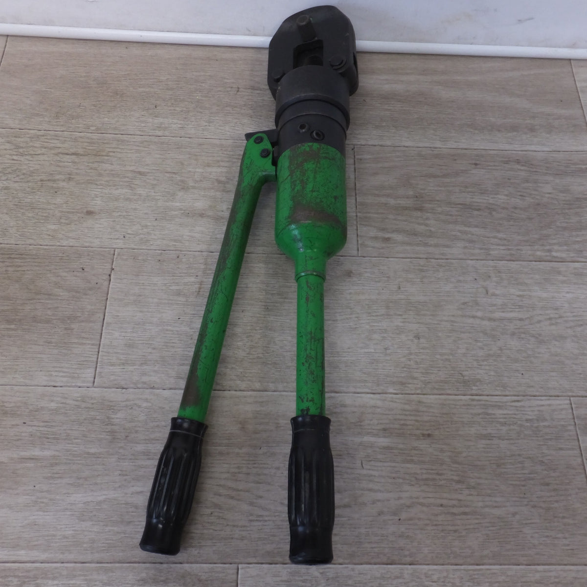 ★カクタス CUCTAS 手動油圧式圧着工具 圧着端子用 S-150D　出力 10TON★